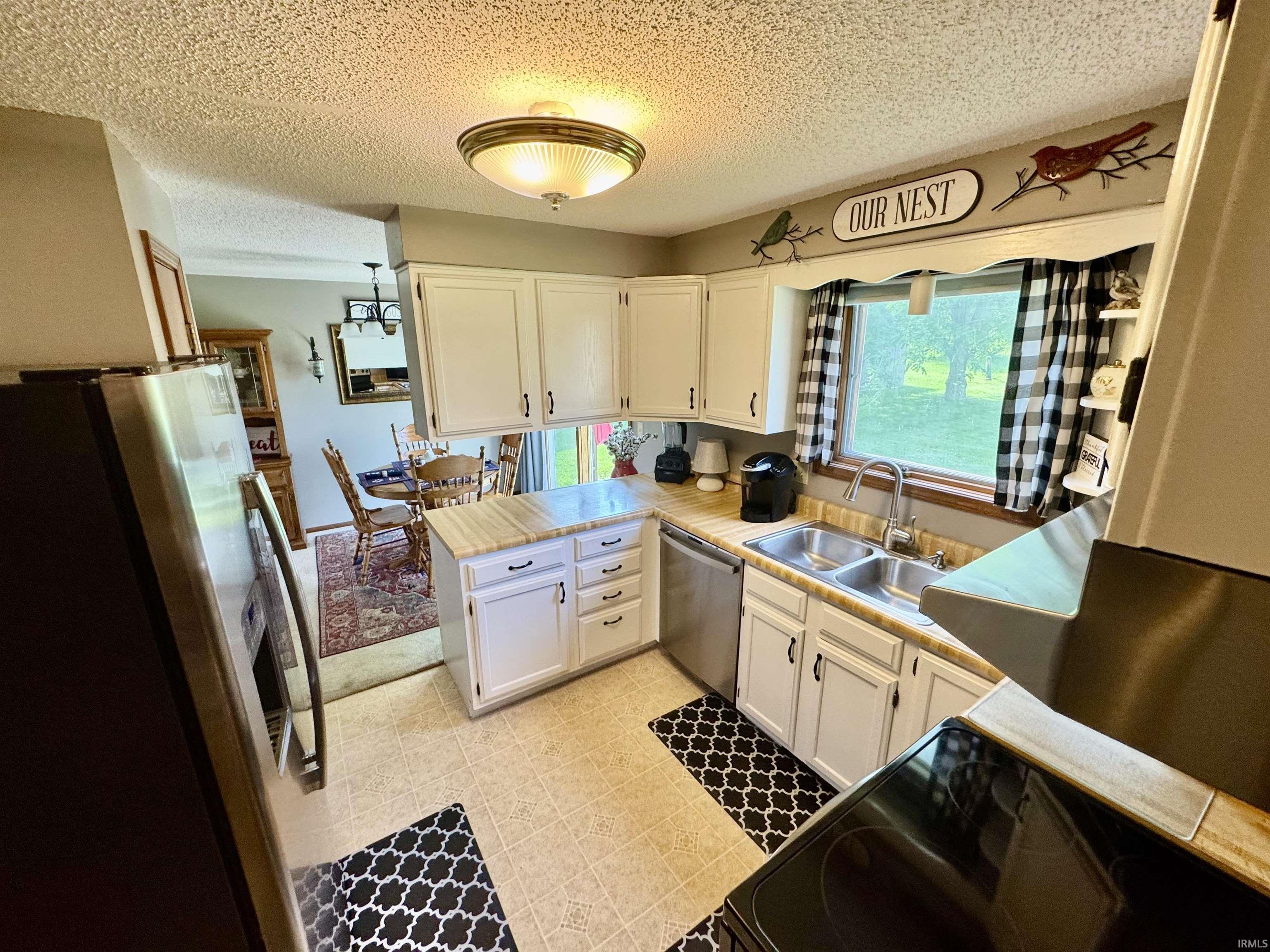 1217 Normandale Drive Property Photo 3