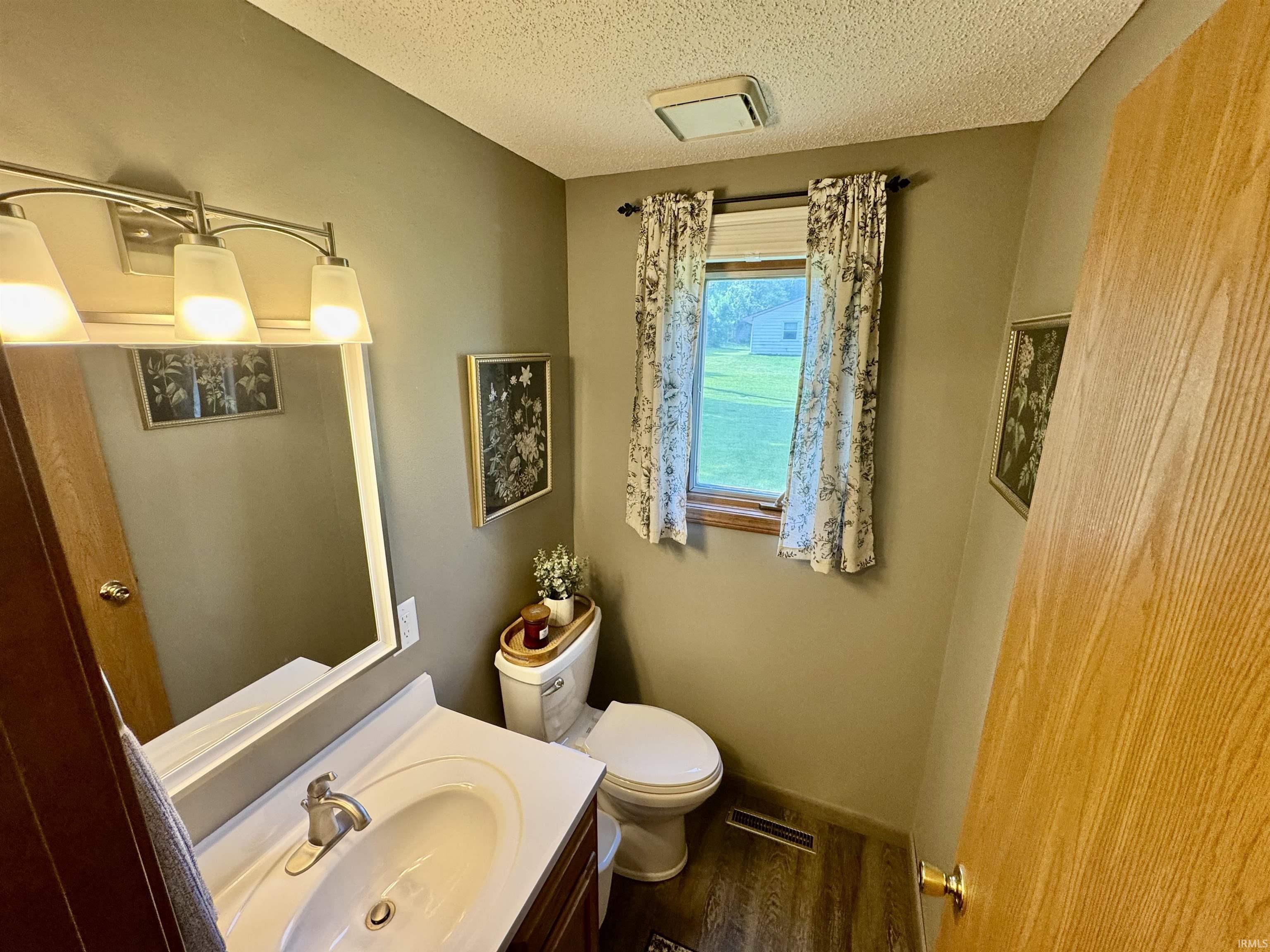 1217 Normandale Drive Property Photo 12