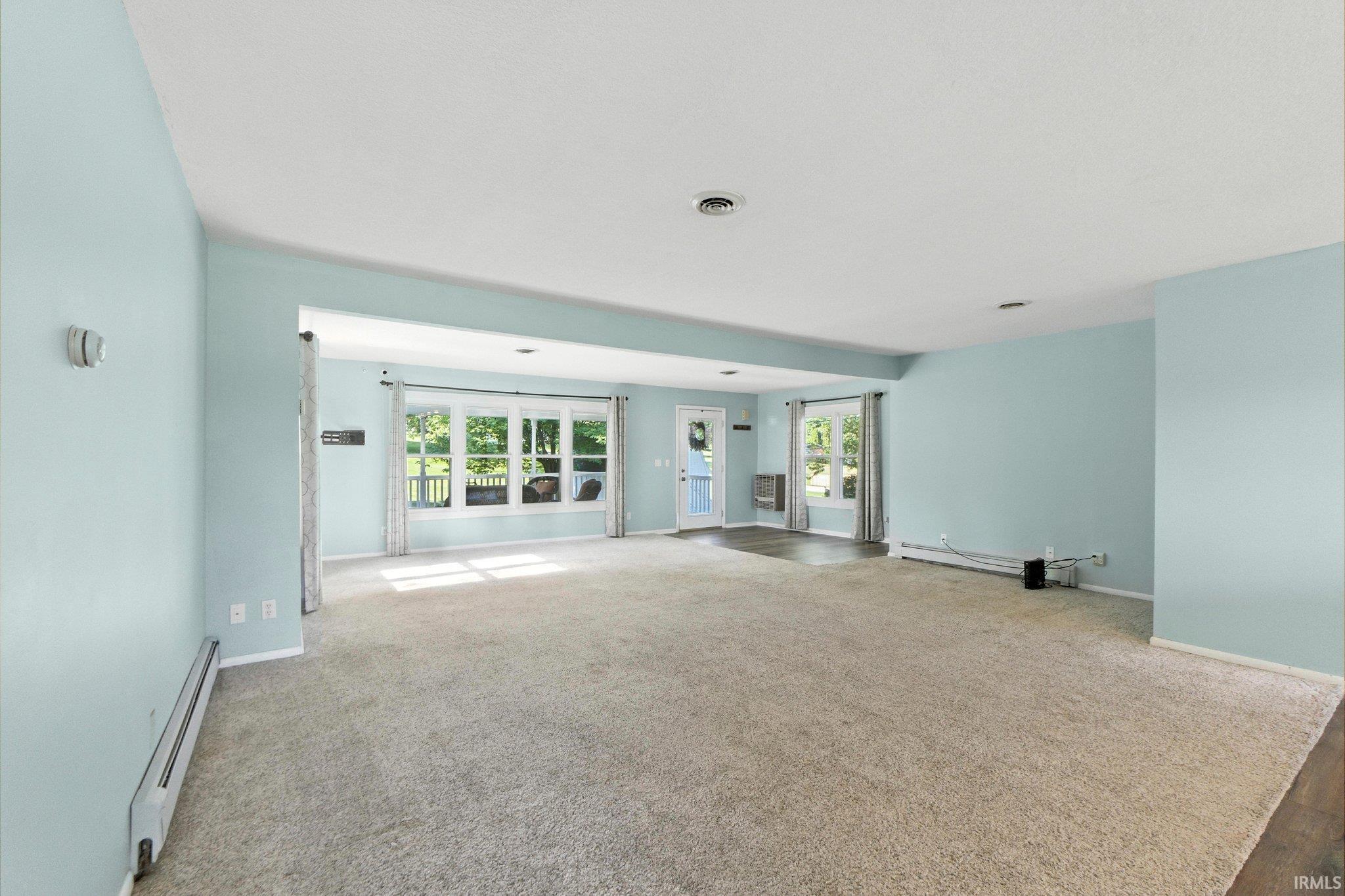 2305 E Taylor Street Property Photo 6