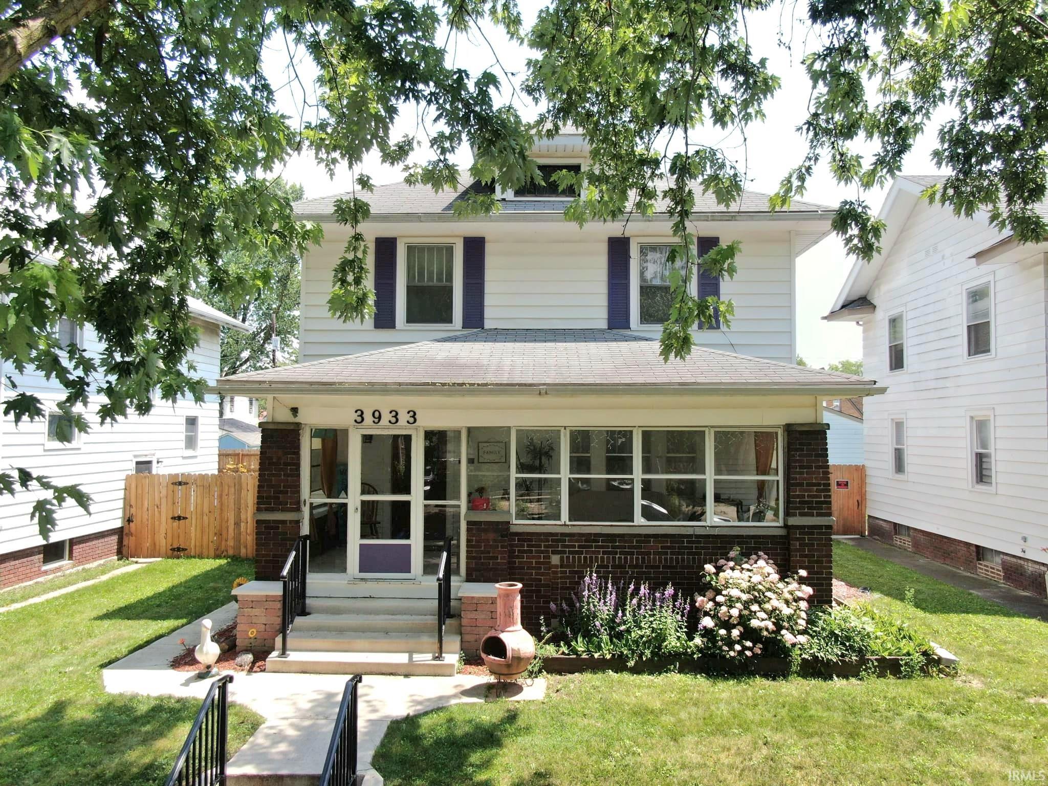 3933 Arlington Avenue Property Photo 2