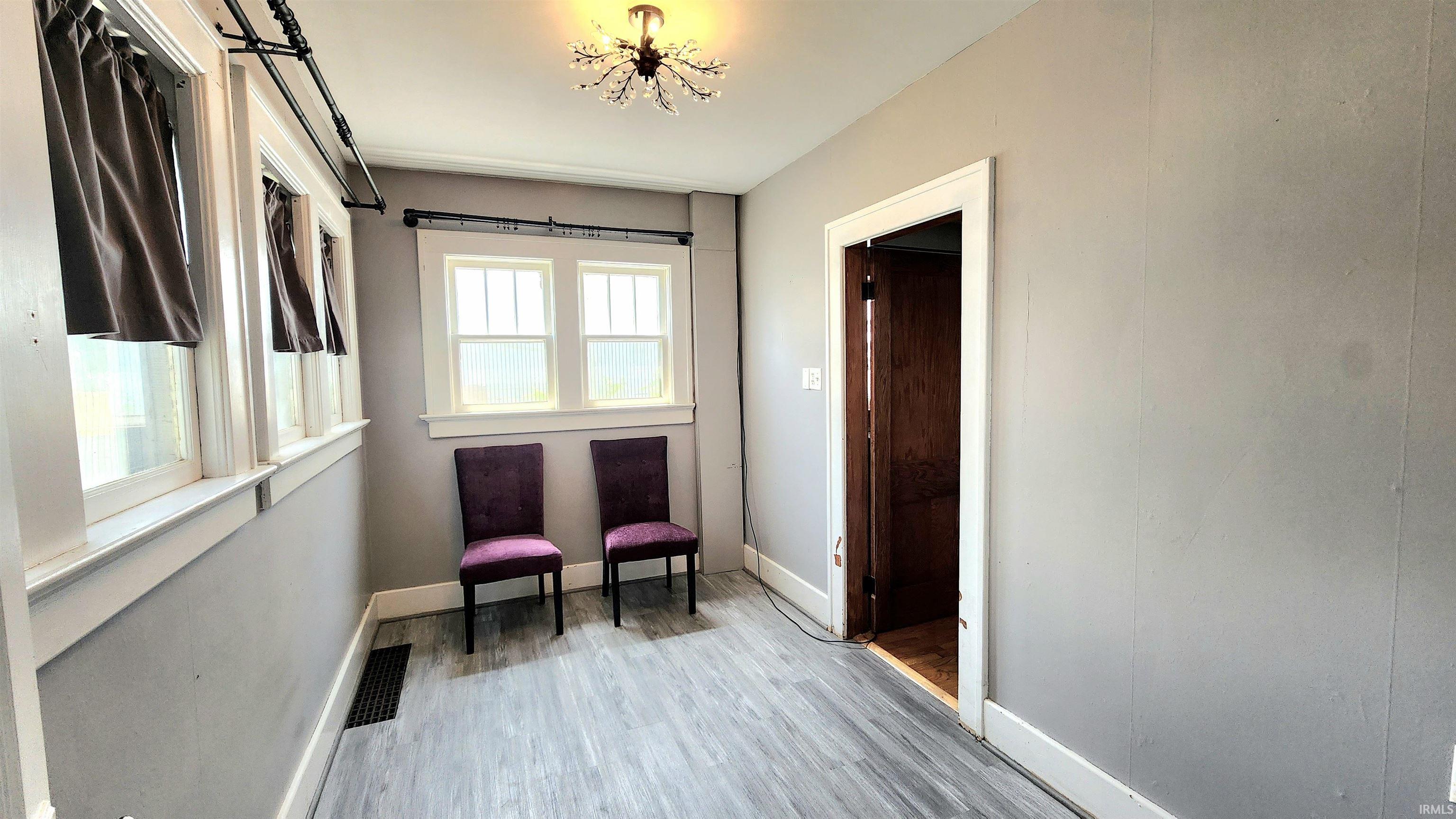 3933 Arlington Avenue Property Photo 12