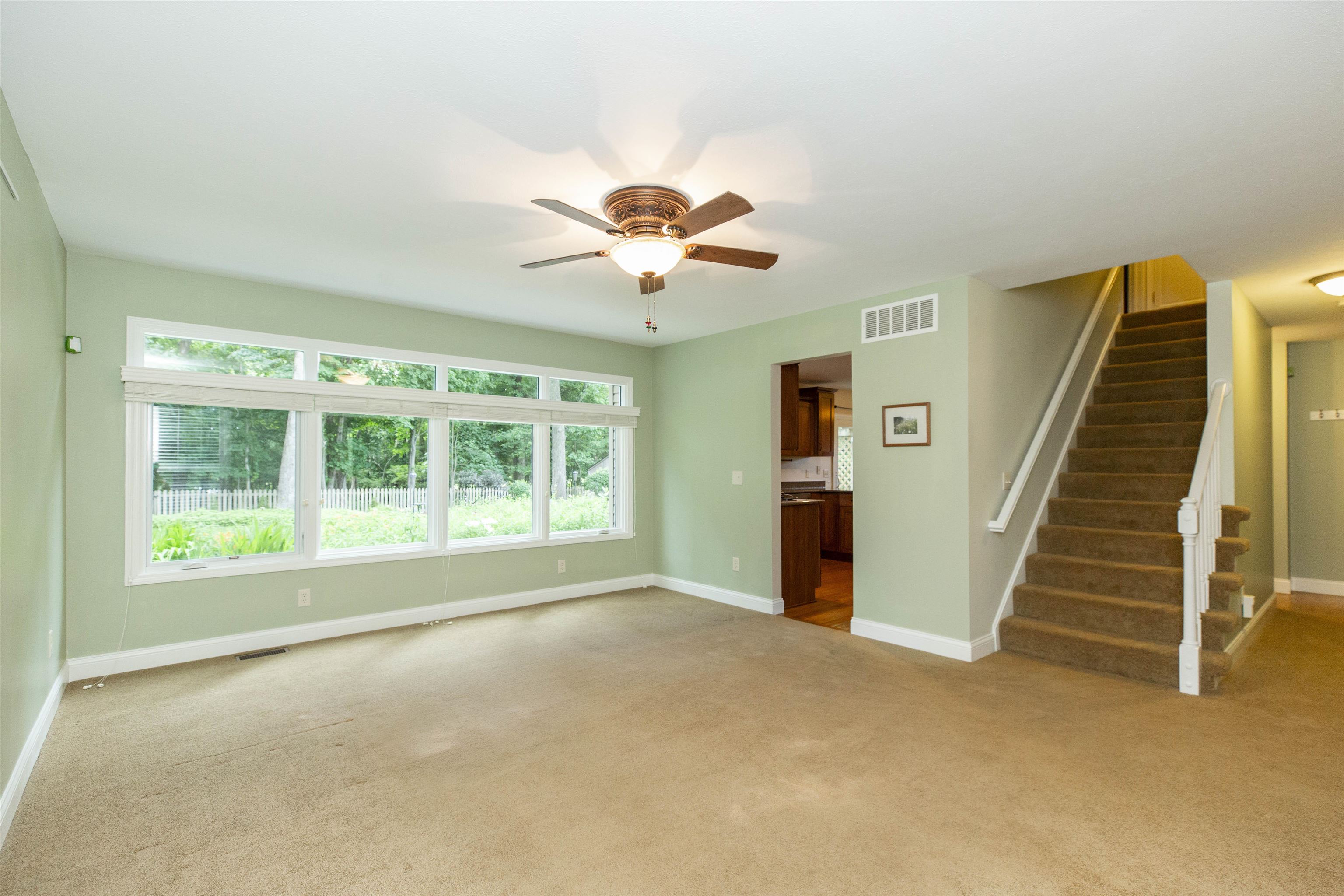 51788 Meadow Knoll Drive Property Photo 3