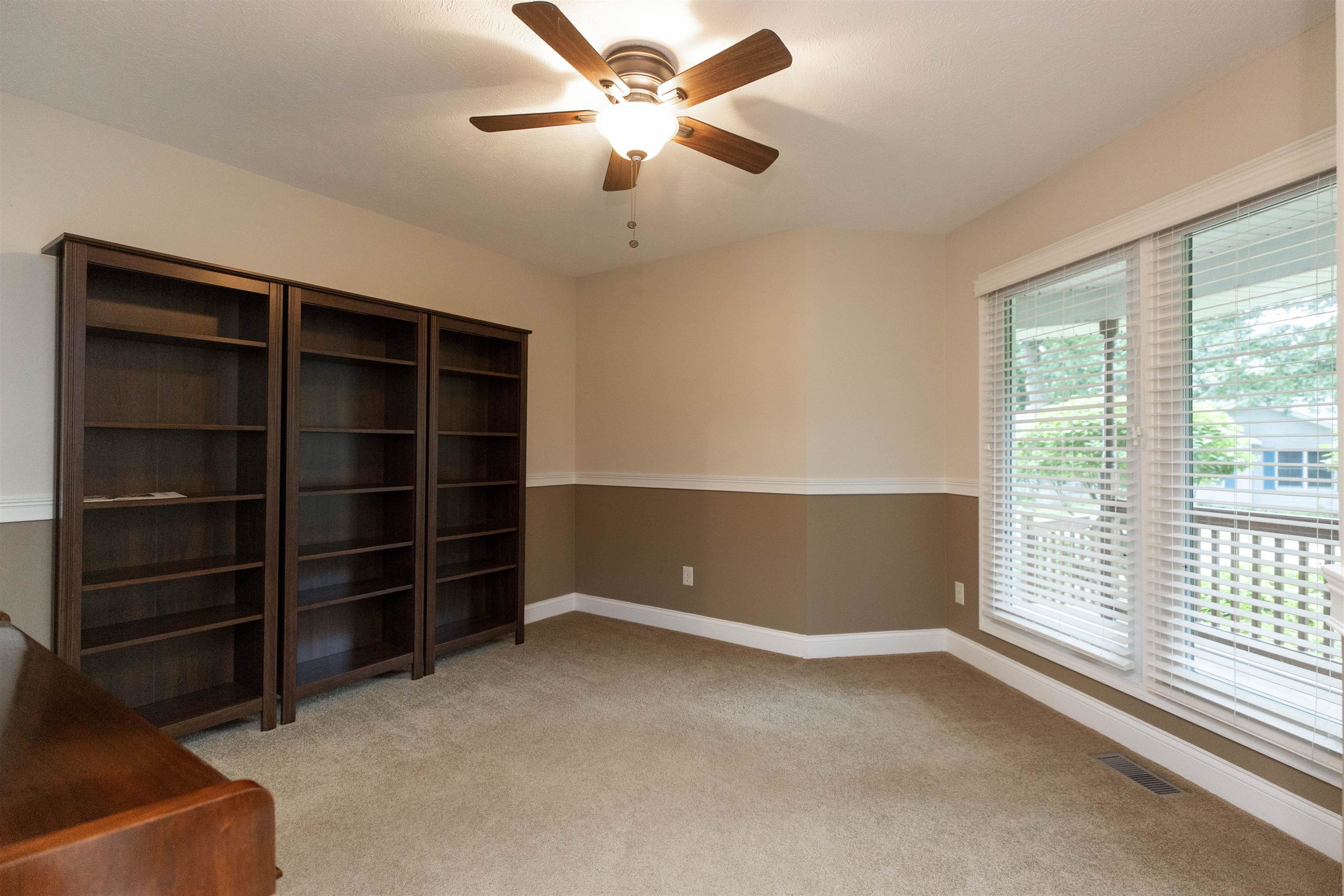 51788 Meadow Knoll Drive Property Photo 5