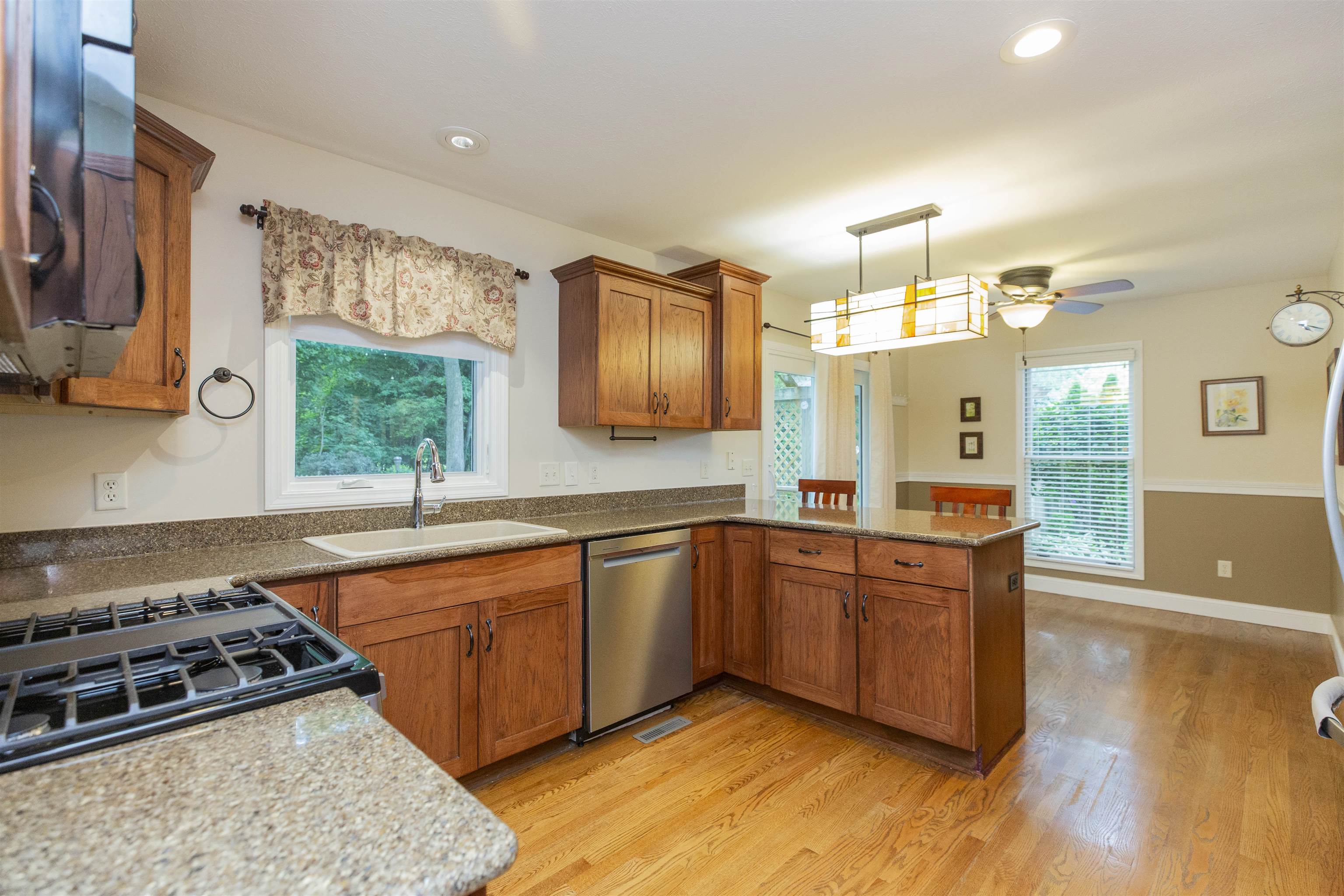51788 Meadow Knoll Drive Property Photo 7