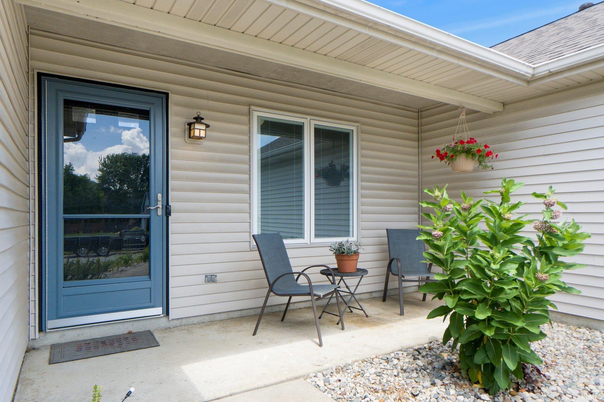 8407 Medallion Run Property Photo 2