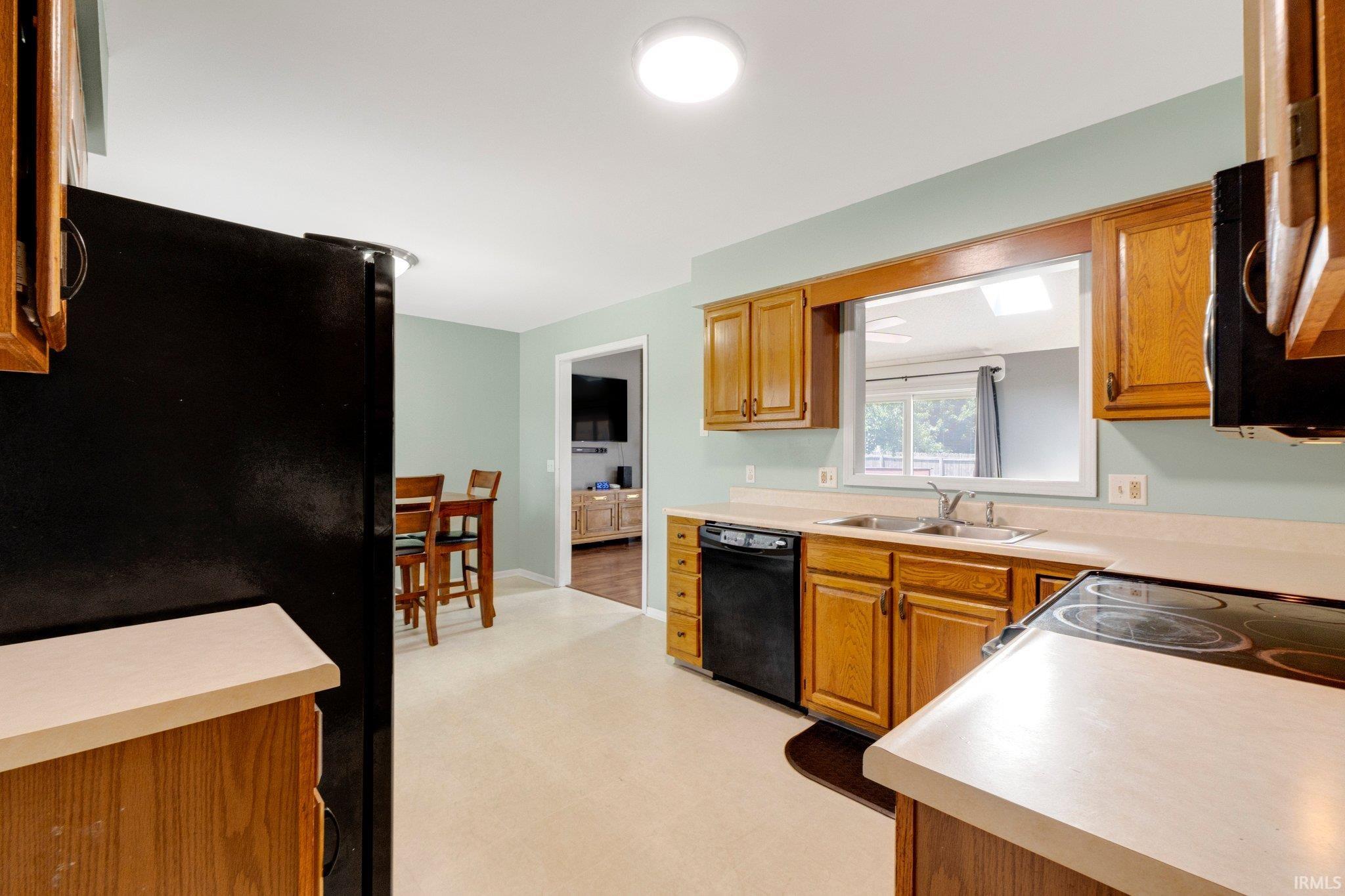 8407 Medallion Run Property Photo 9