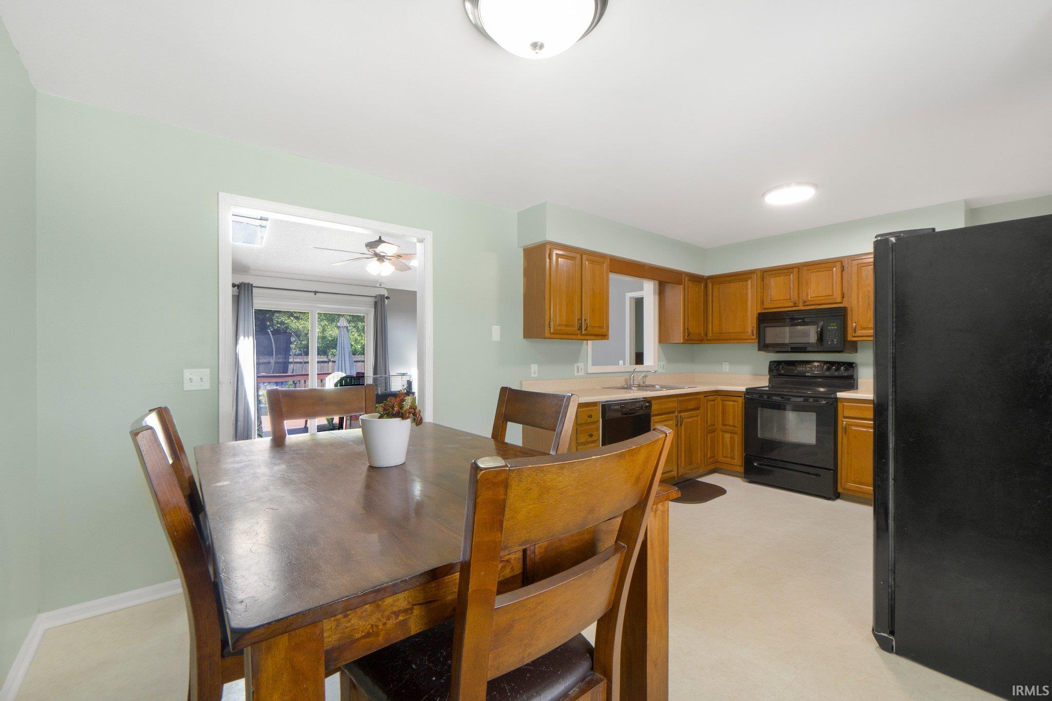 8407 Medallion Run Property Photo 10