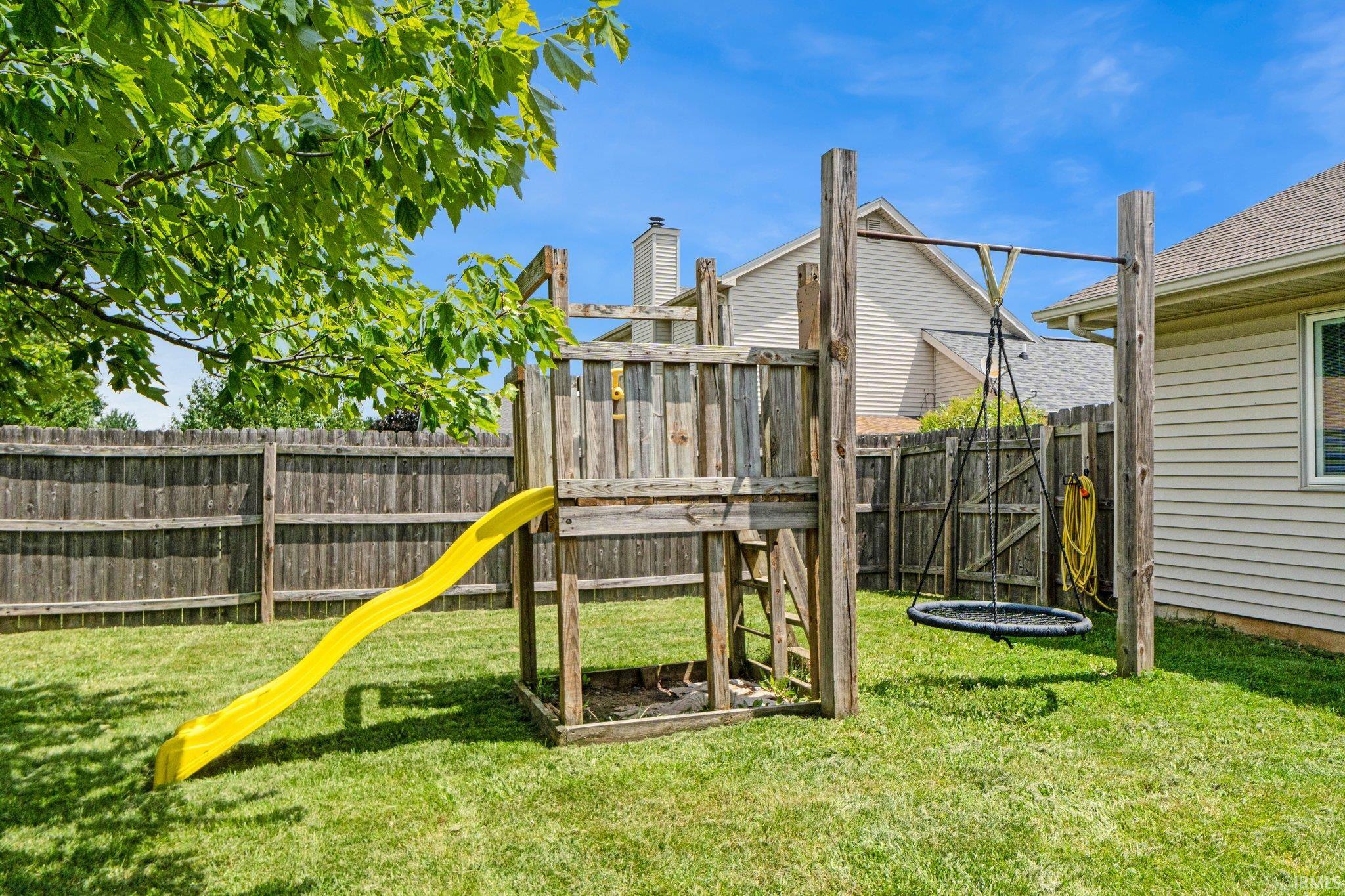 8407 Medallion Run Property Photo 26