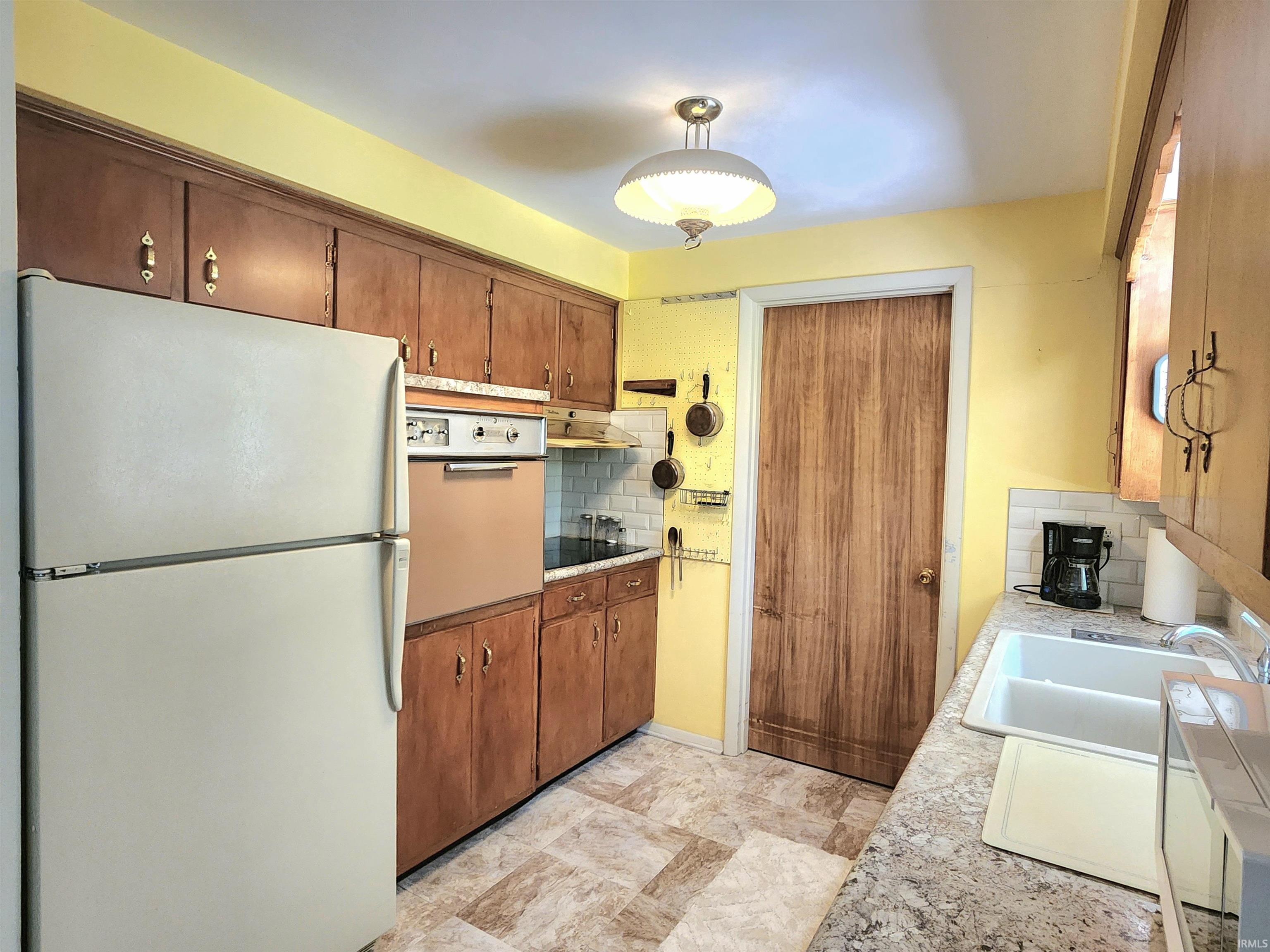 3315 E Paulding Road Property Photo 8