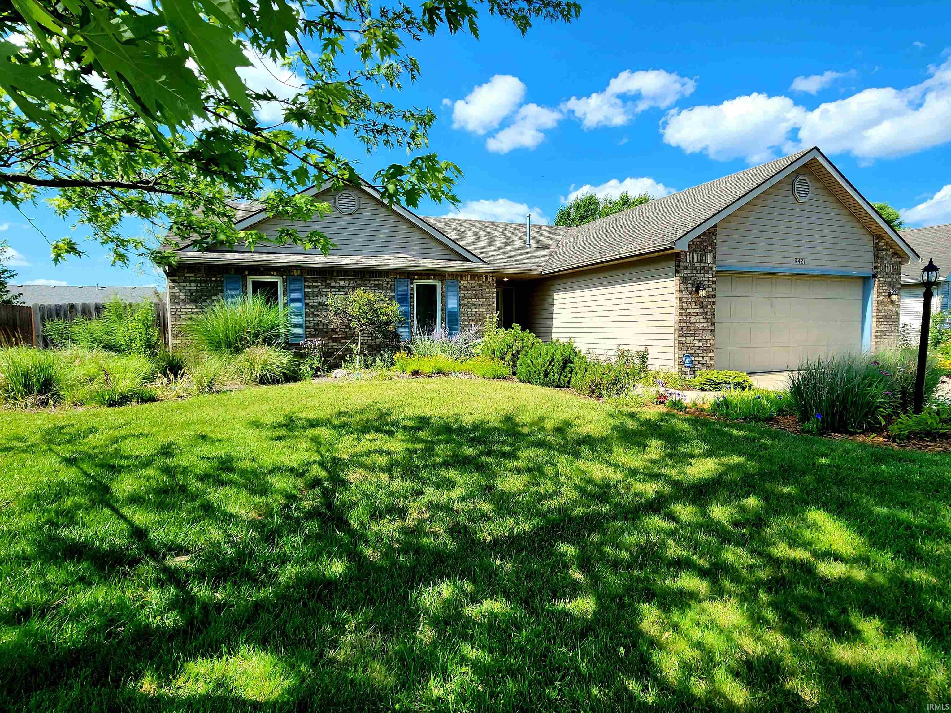 9421 Mill Ridge Run Property Photo 1
