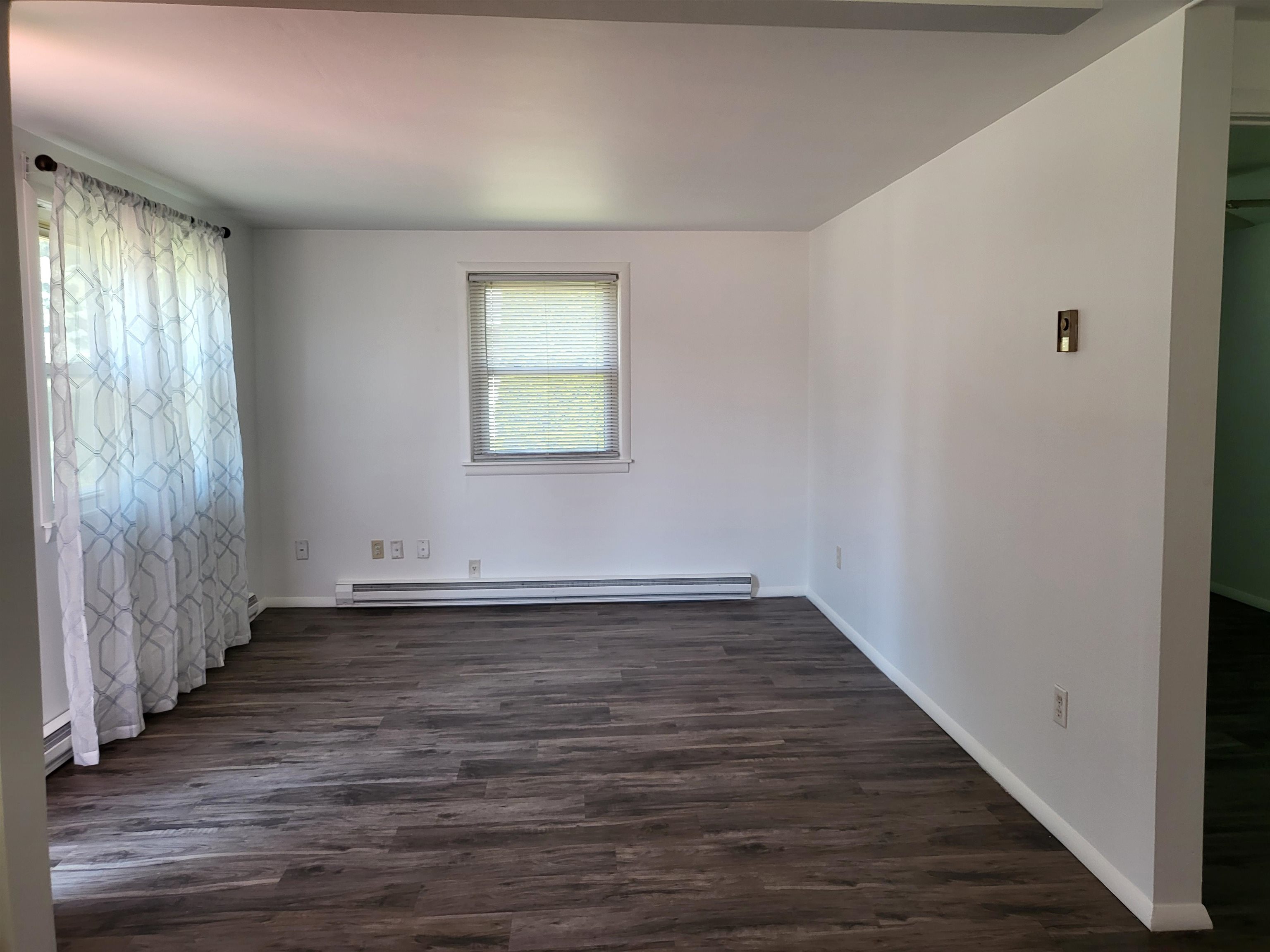 202 Webster Street Property Photo 6