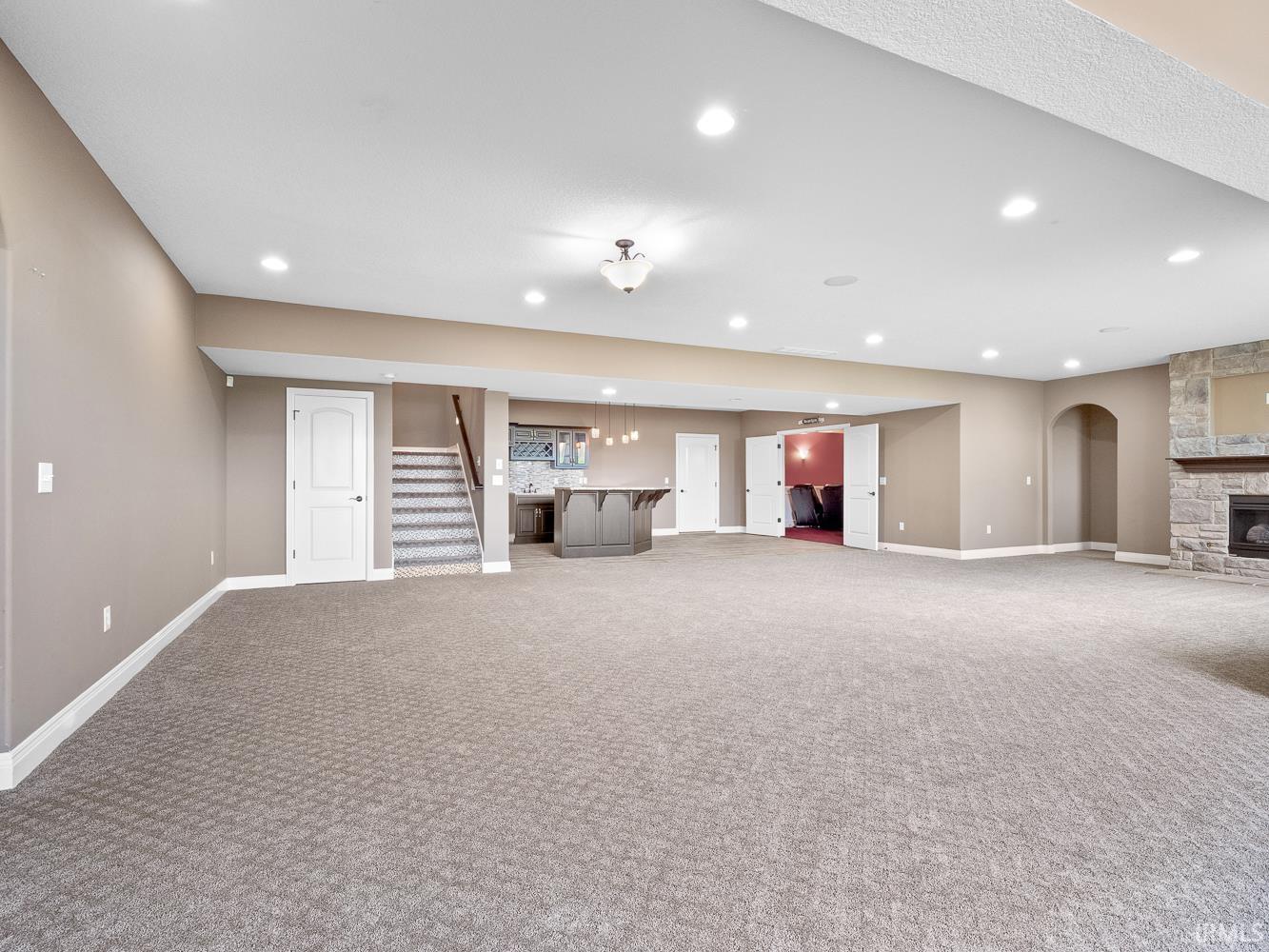 13725 Lurrey Pass Property Photo 31
