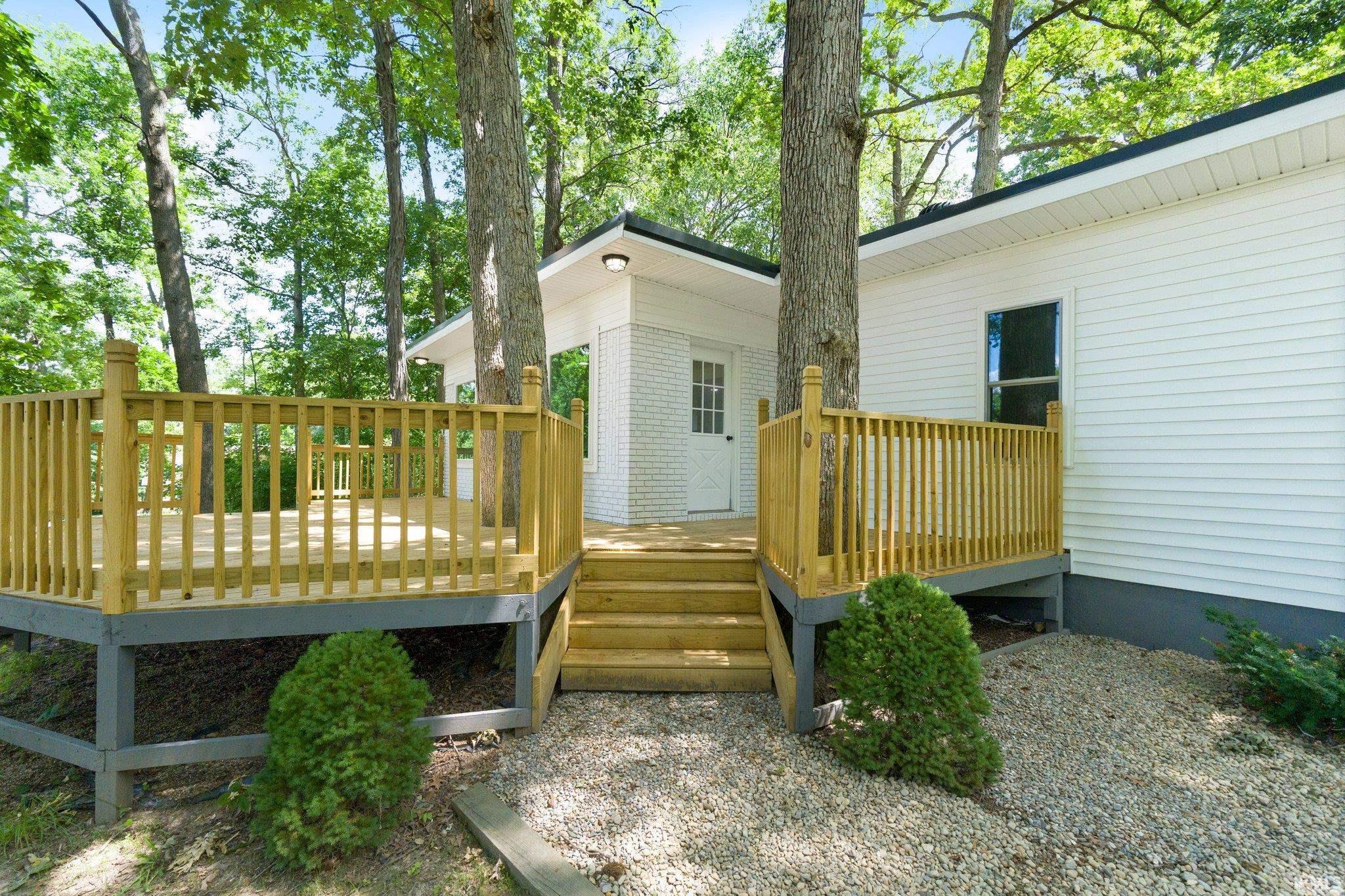 368 N Oakwood Drive Property Photo 10