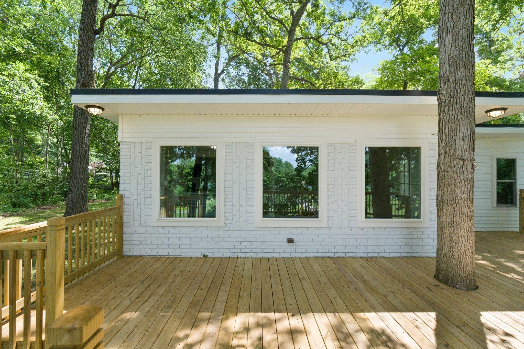 368 N Oakwood Drive Property Photo 11