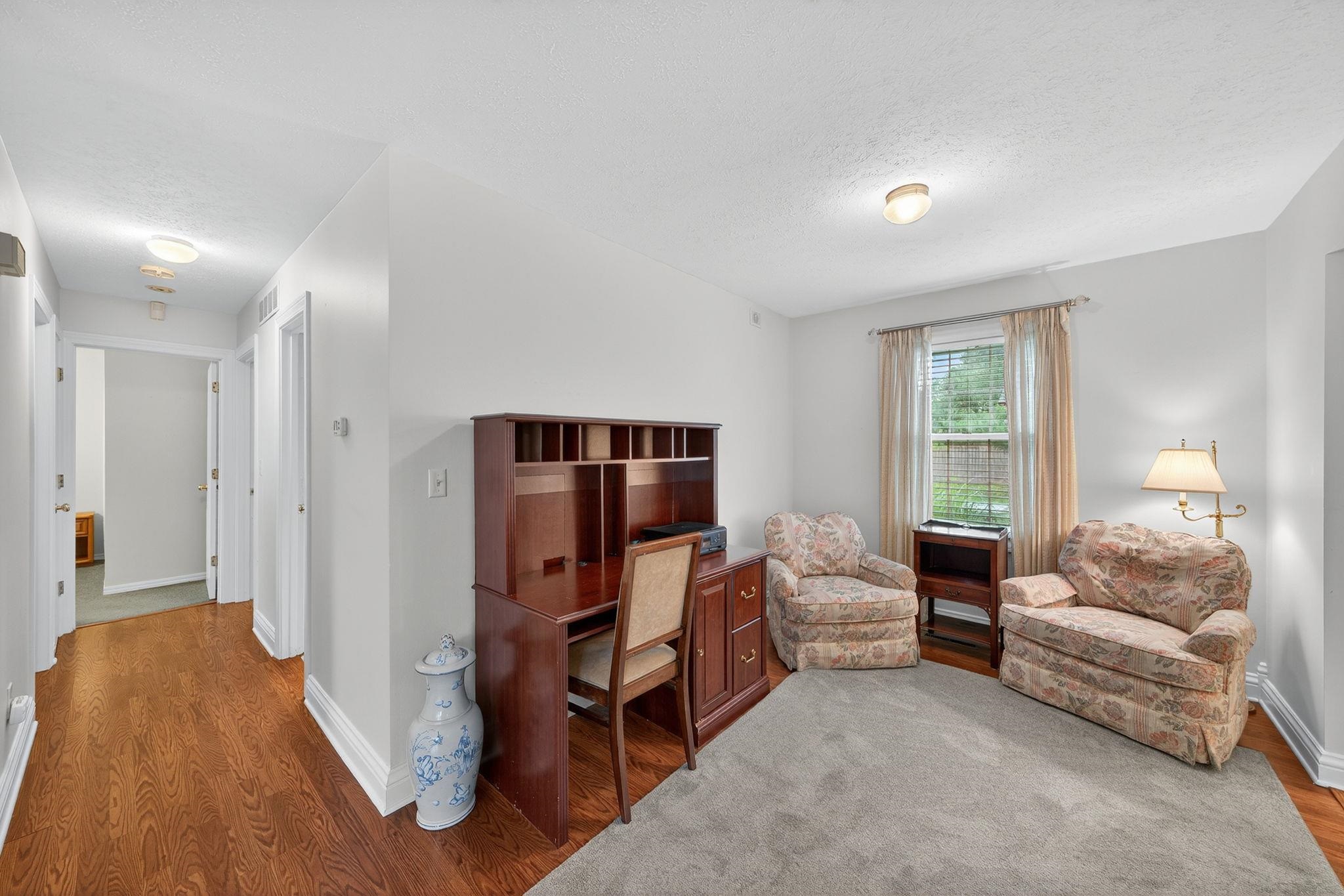 608 Lexington Drive Property Photo 14