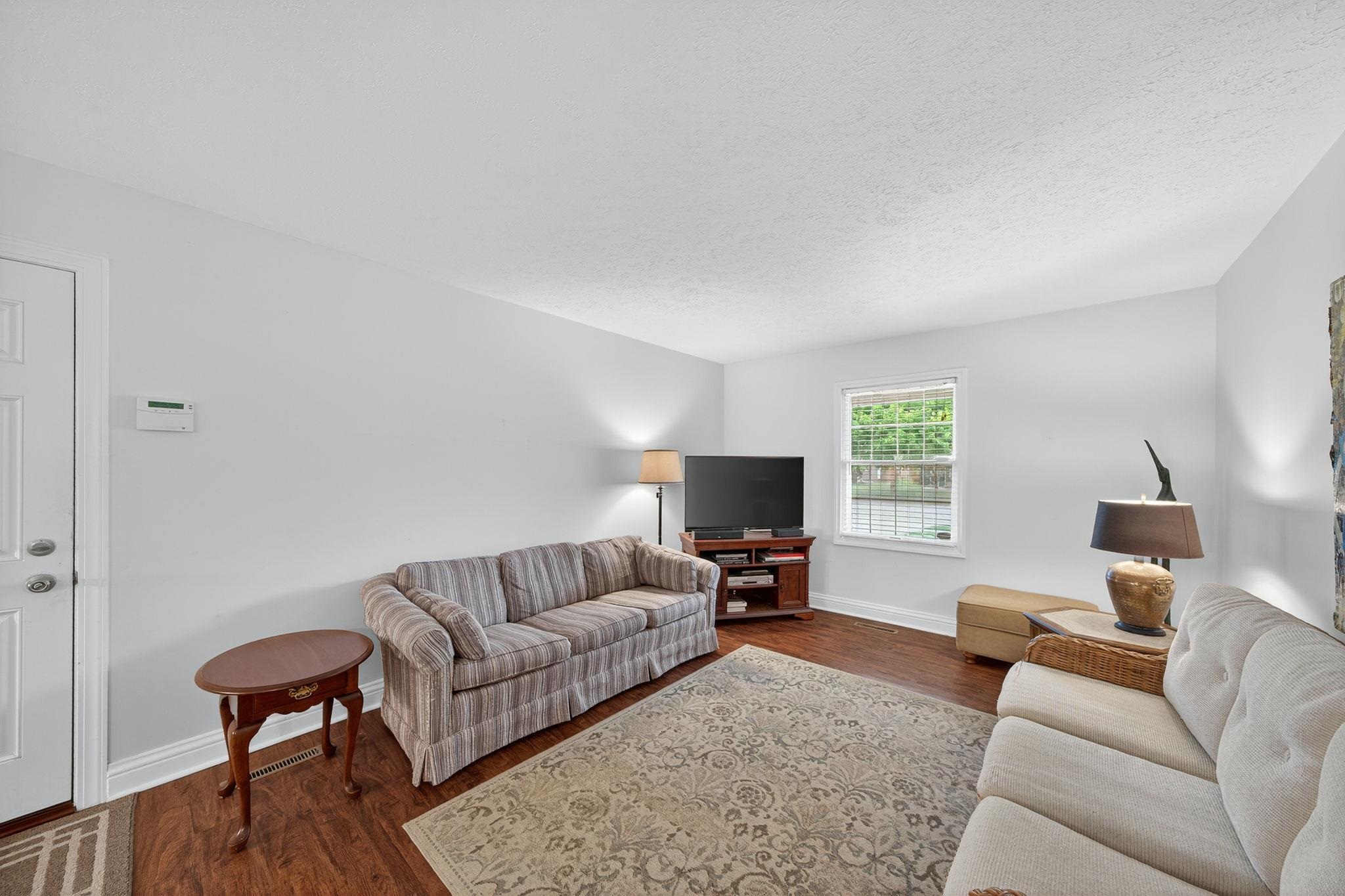 608 Lexington Drive Property Photo 15