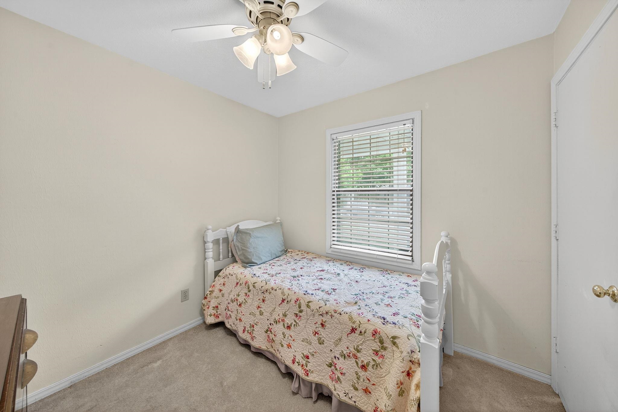 608 Lexington Drive Property Photo 20