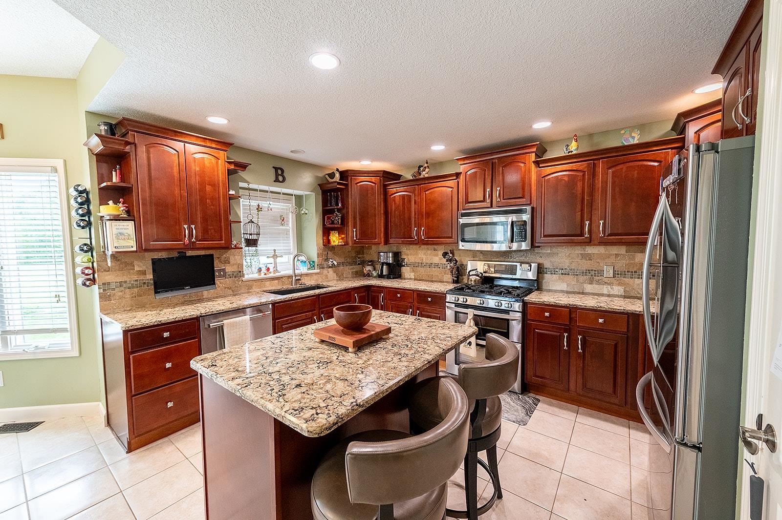 14722 Settlers Trail Property Photo 13