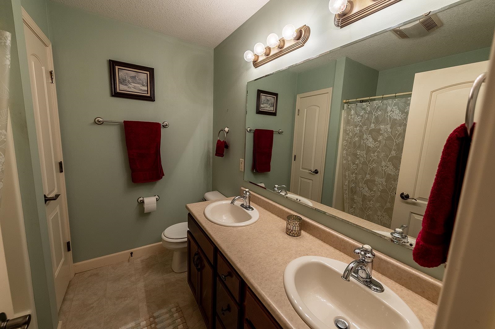 14722 Settlers Trail Property Photo 28