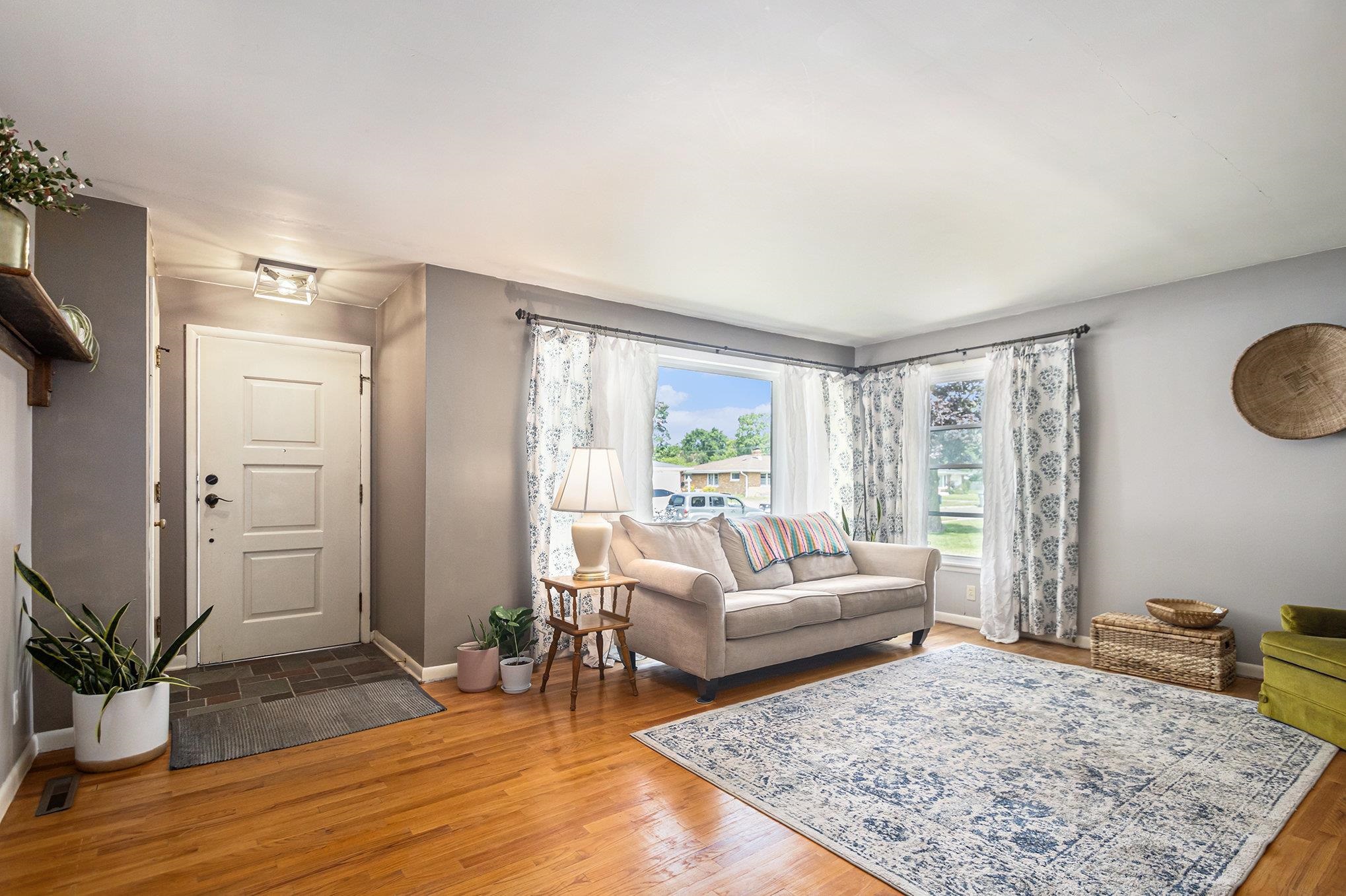 228 Homan Avenue Property Photo 4