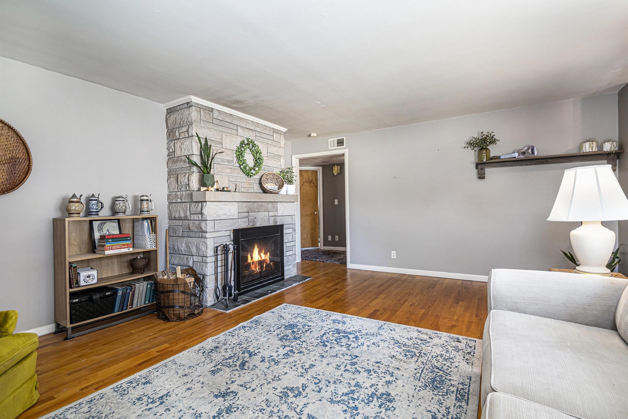 228 Homan Avenue Property Photo 6