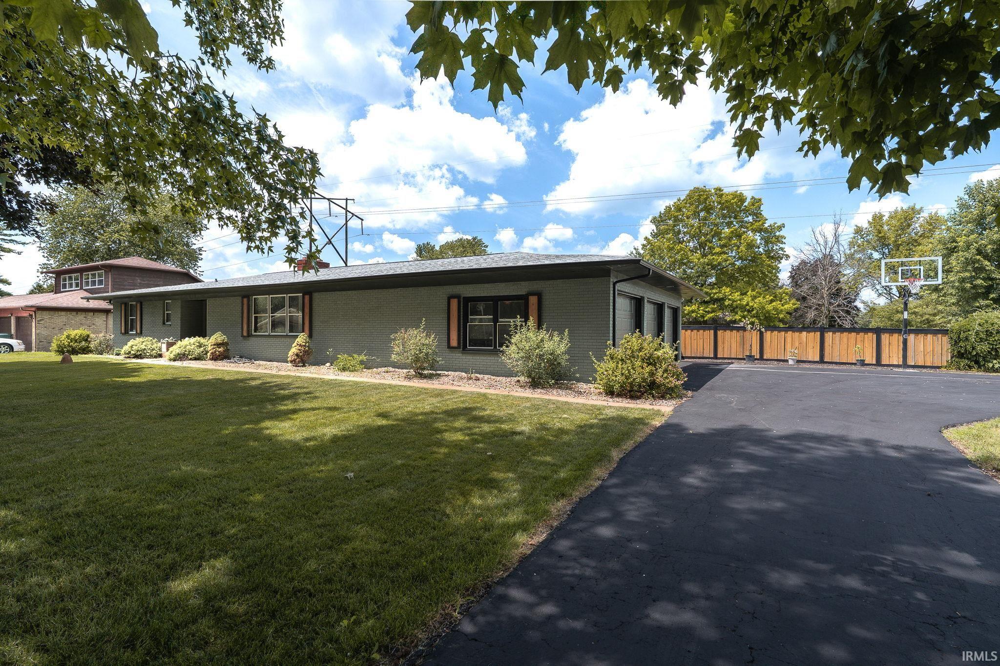 5480 Heritage Drive Property Photo 1