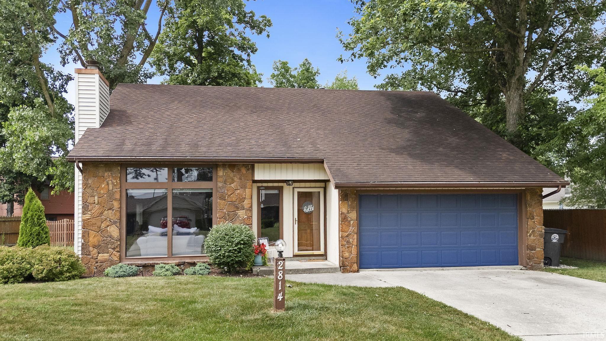 2814 Autumn Leaf Lane Property Photo 1