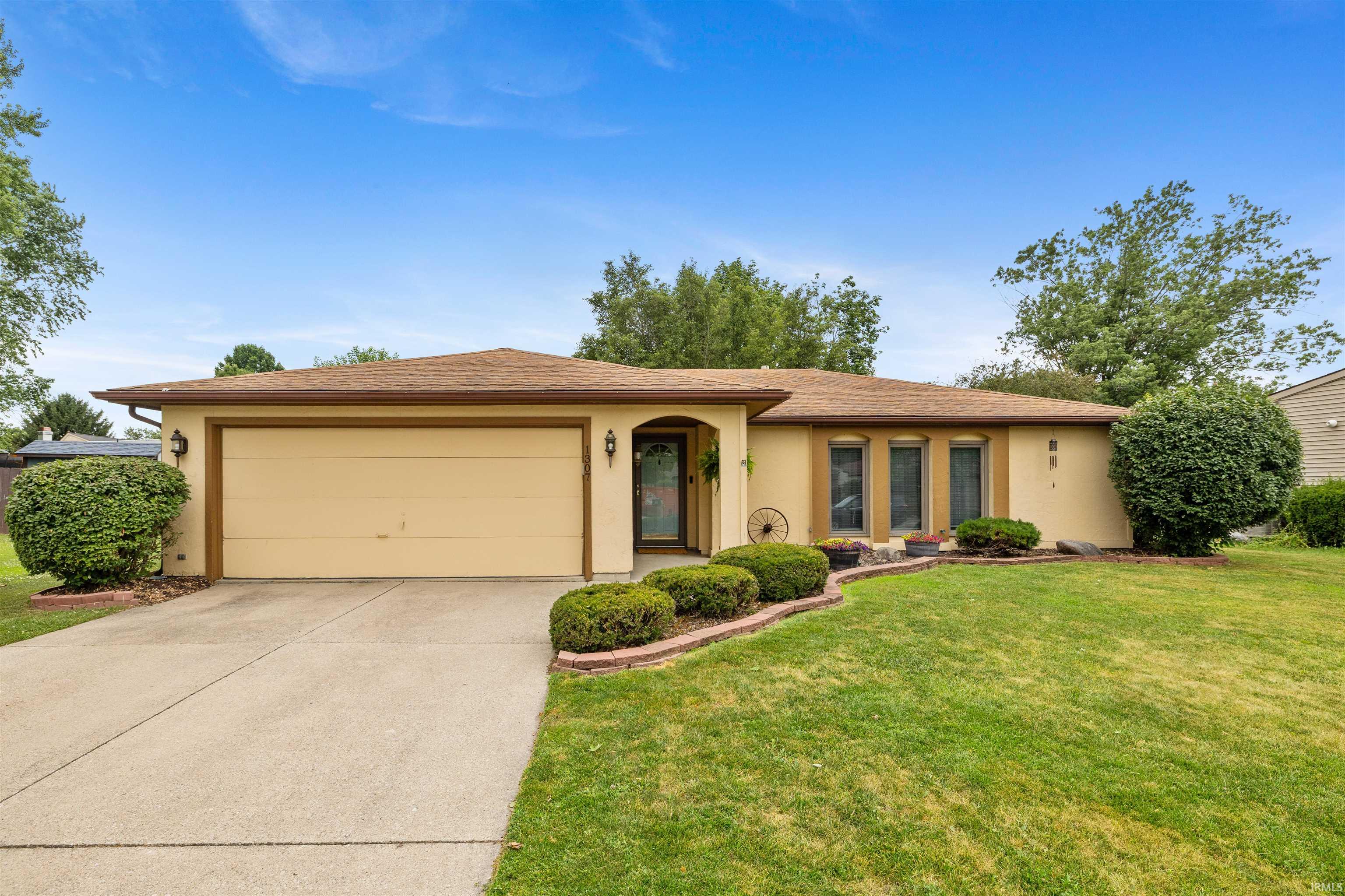 1307 Walker Court Property Photo 1