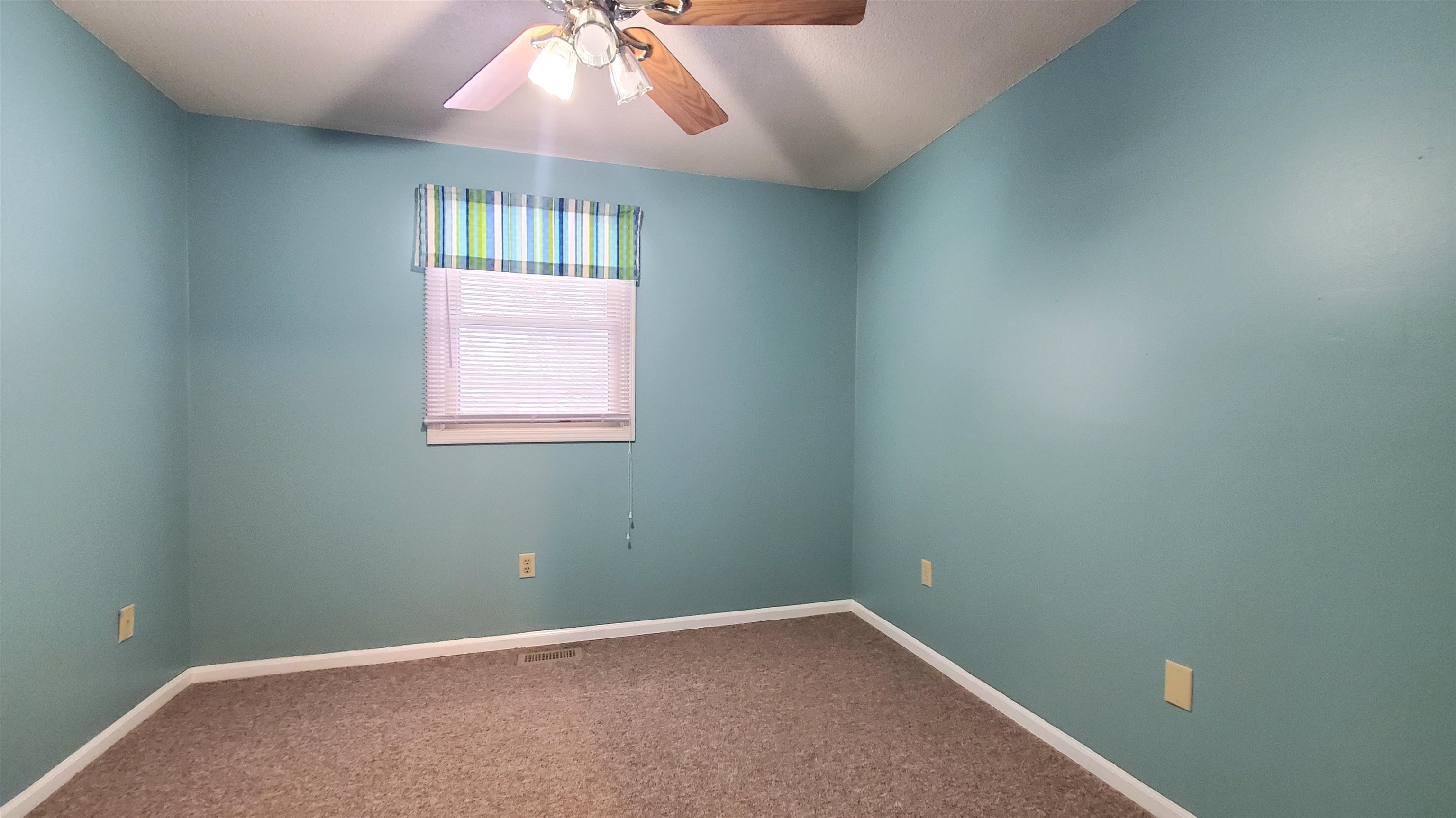 4728 Raleigh Court Property Photo 24