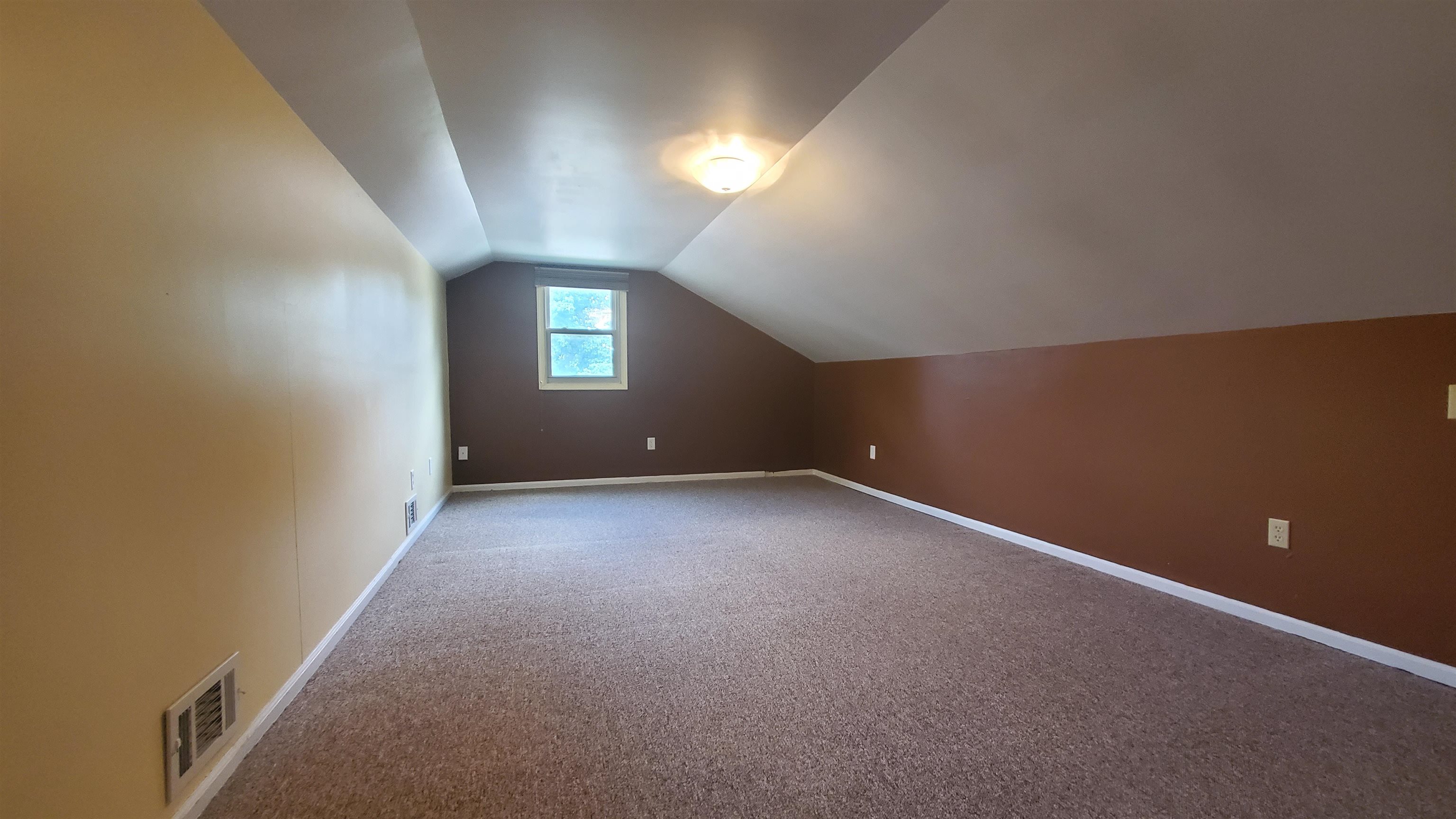 4728 Raleigh Court Property Photo 26