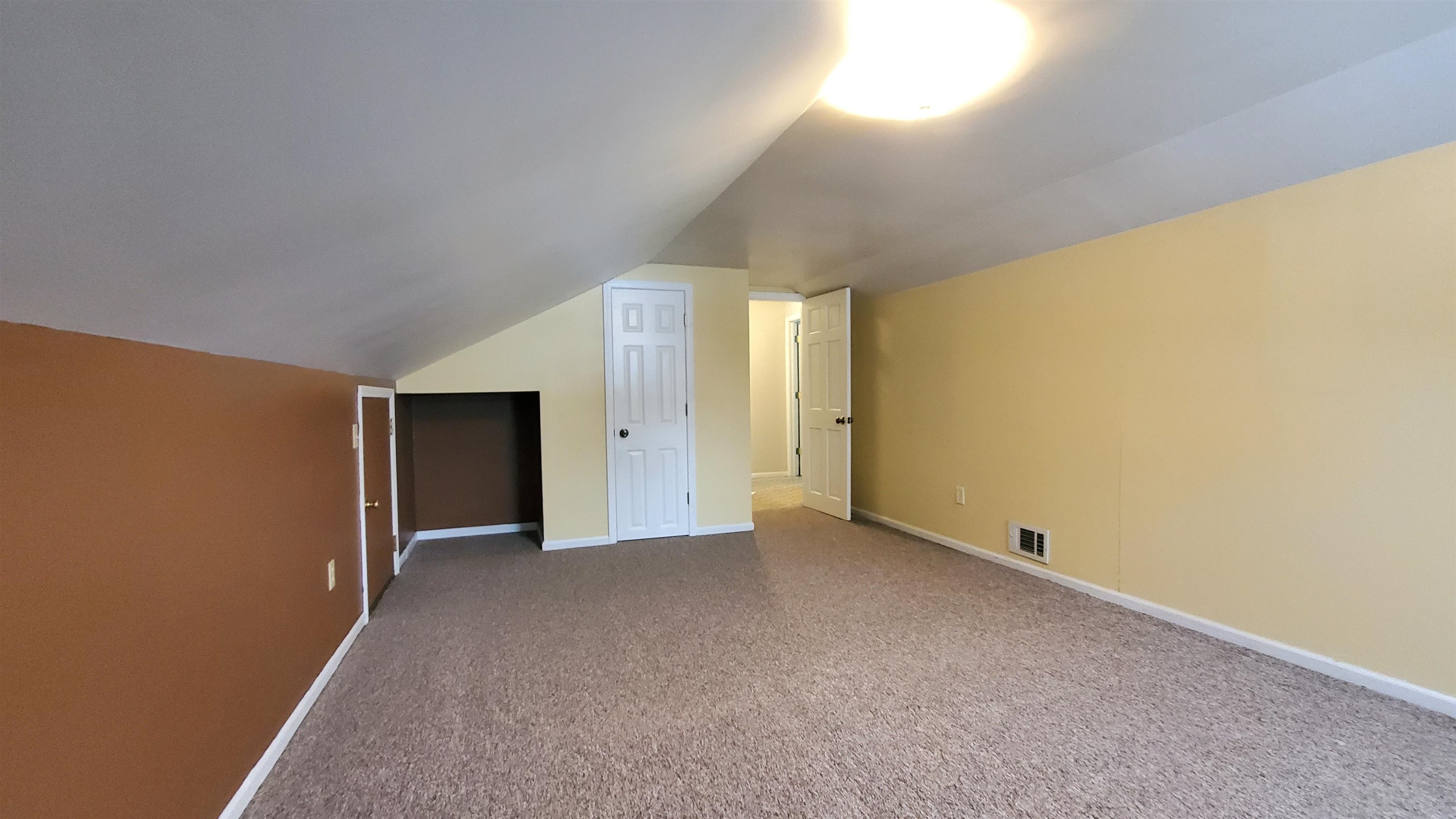 4728 Raleigh Court Property Photo 28