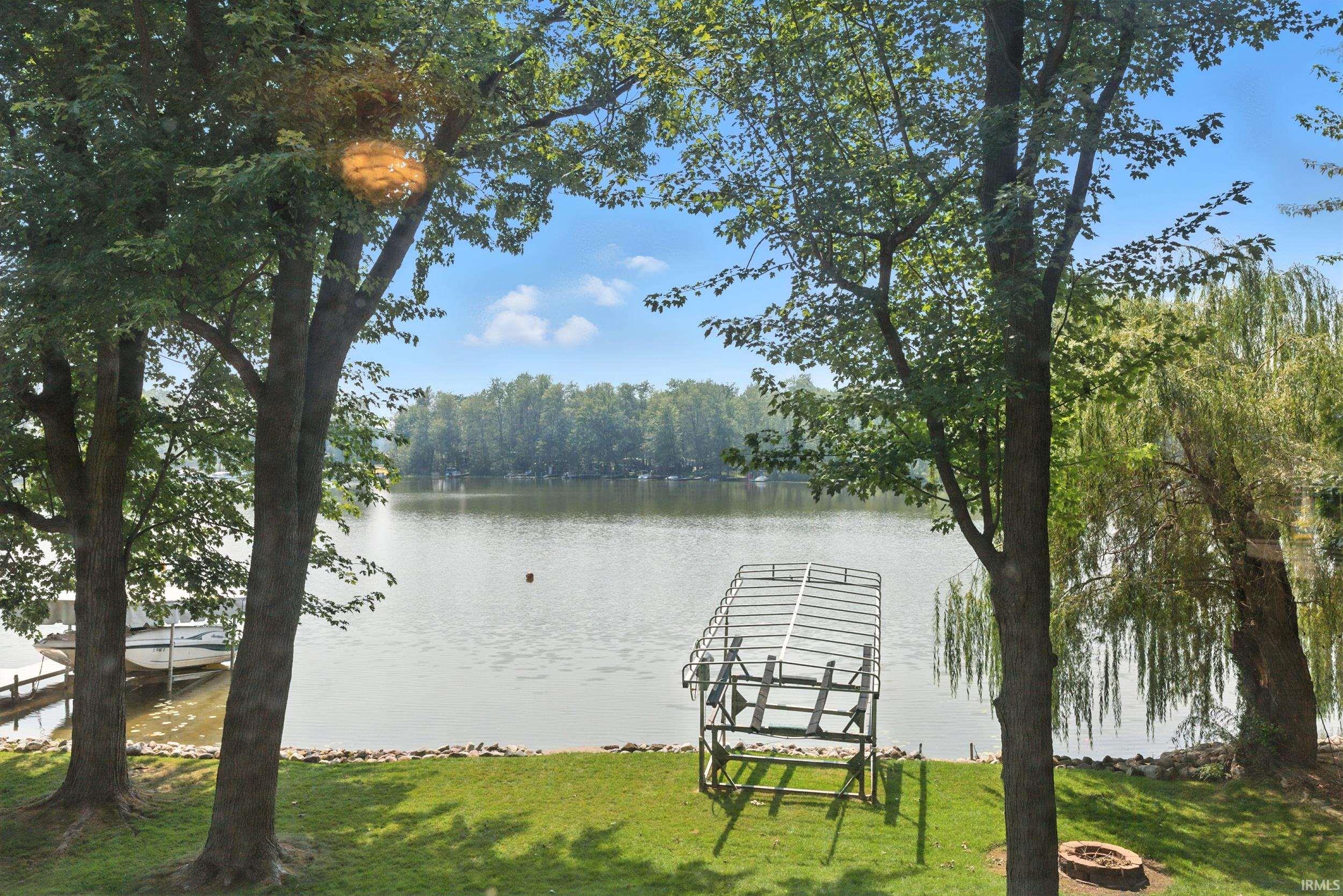 6240 S 085 W Messick Lake Property Photo 1