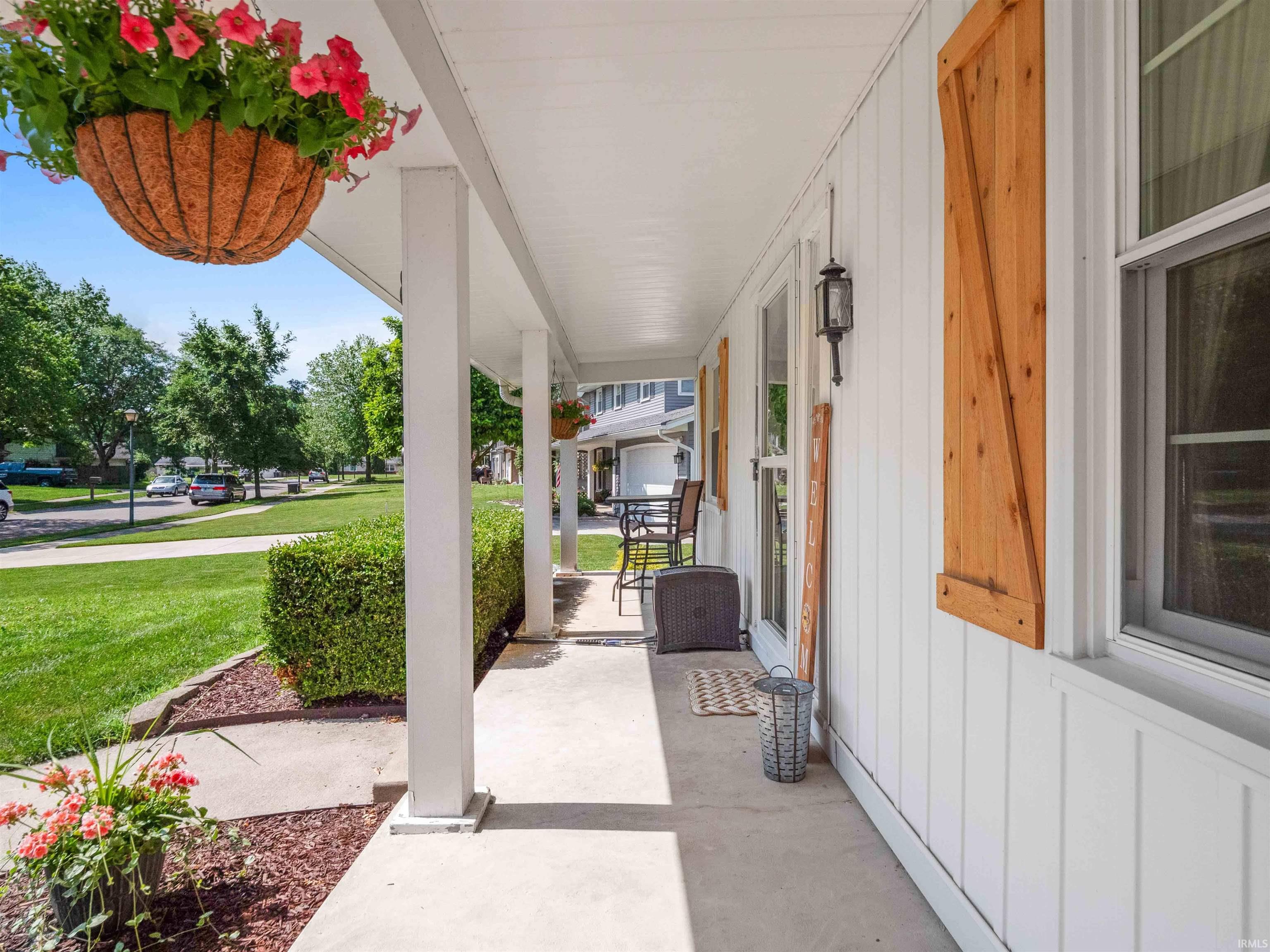 3133 Delray Drive Property Photo 2