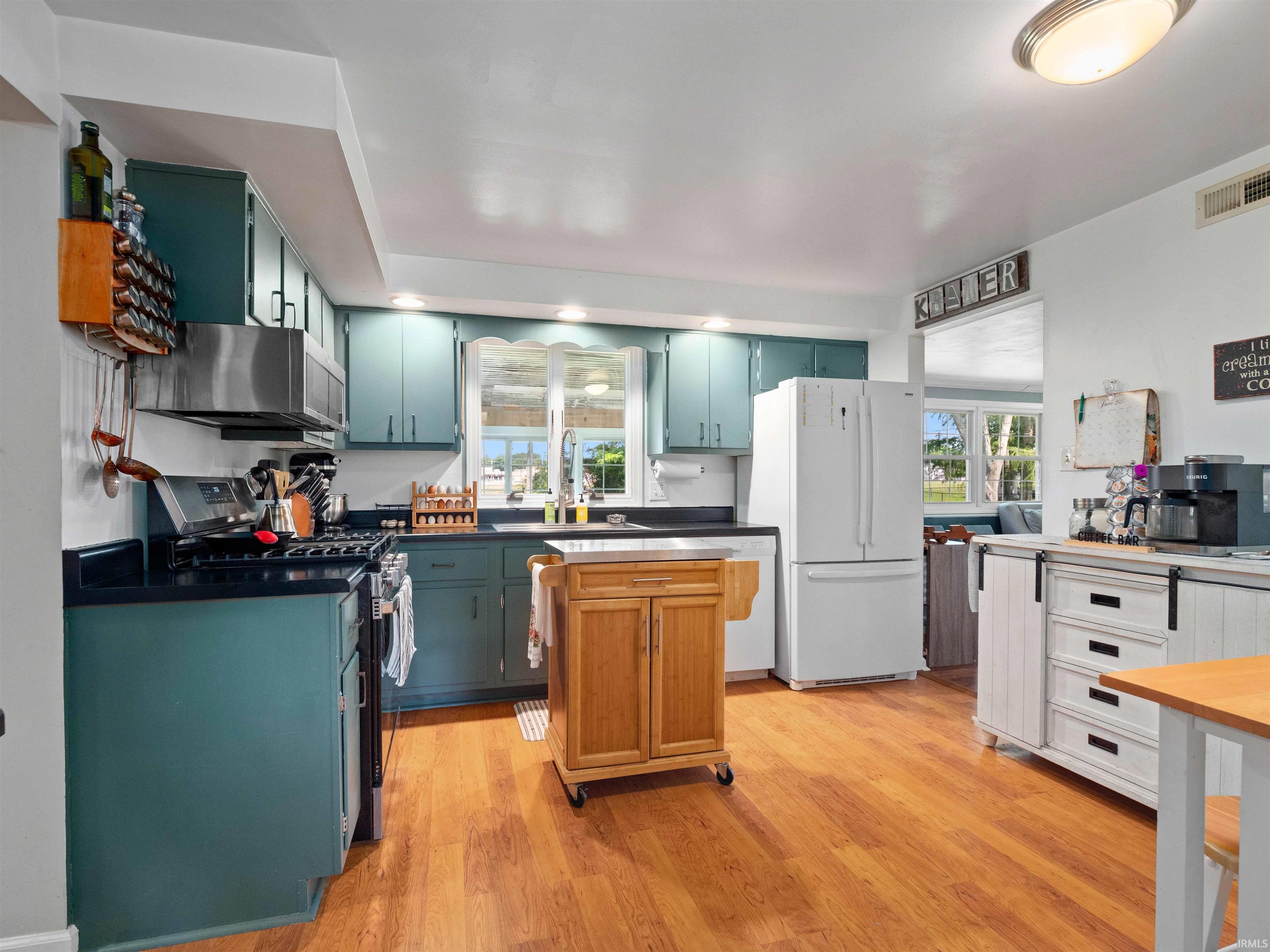 3133 Delray Drive Property Photo 6