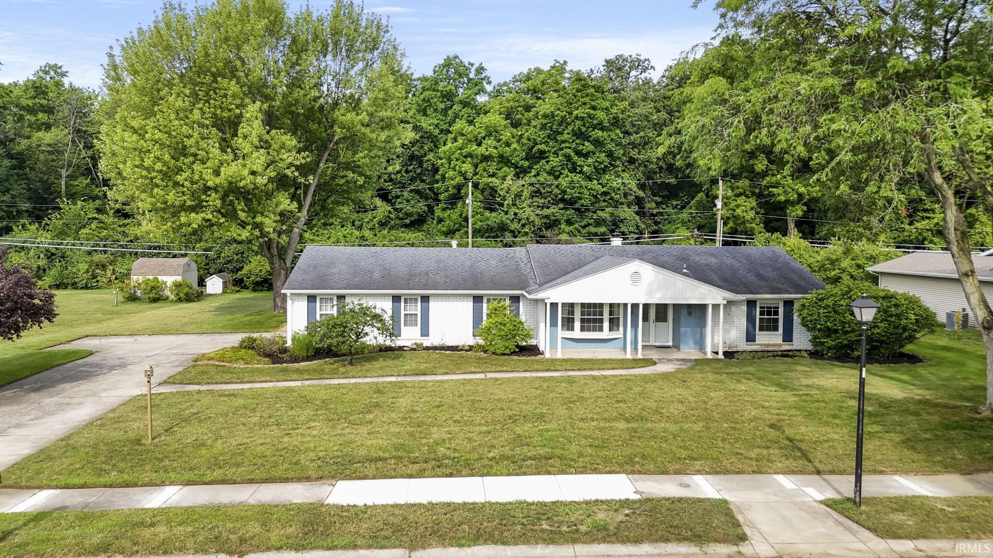 4903 Forest Grove Drive Property Photo 3