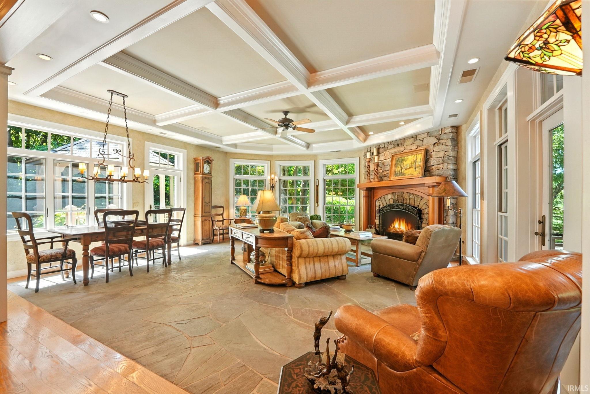 12007 Woodbourne Court Property Photo 7