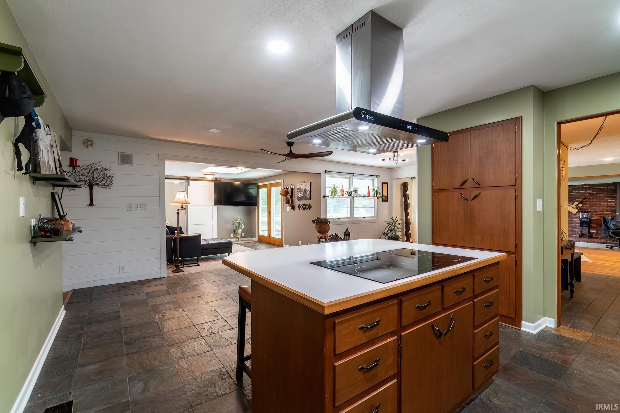 10109 Goshen Road Property Photo 12