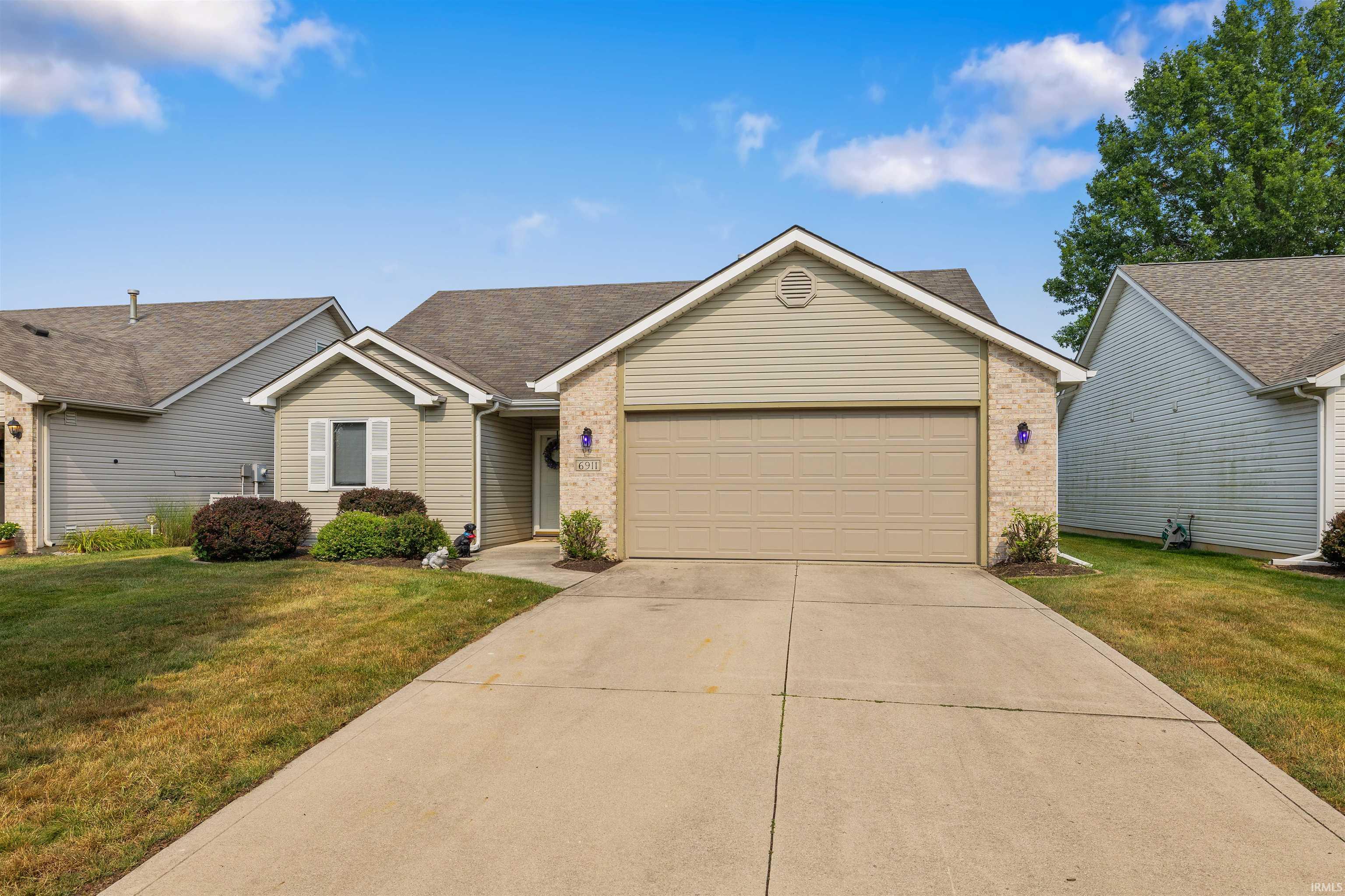 6911 Creekwood Trail Property Photo 1
