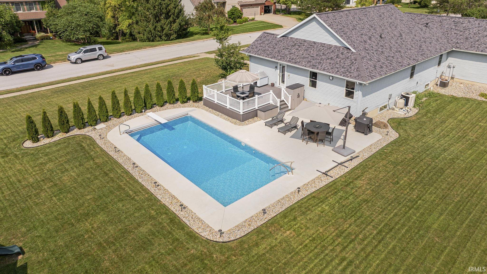 9428 Poplar Creek Place Property Photo 1