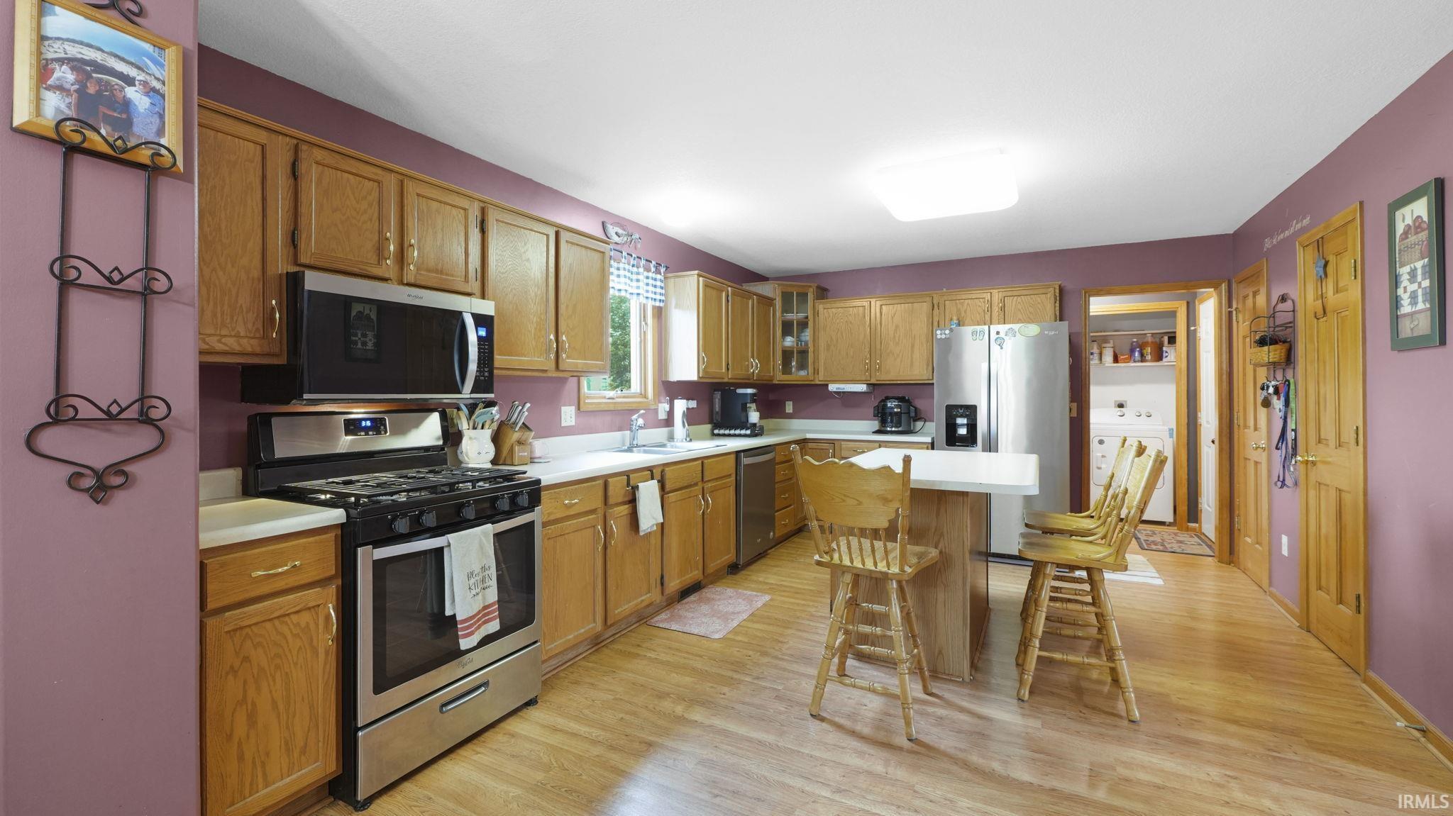 2517 Loganberry Cove Property Photo 9
