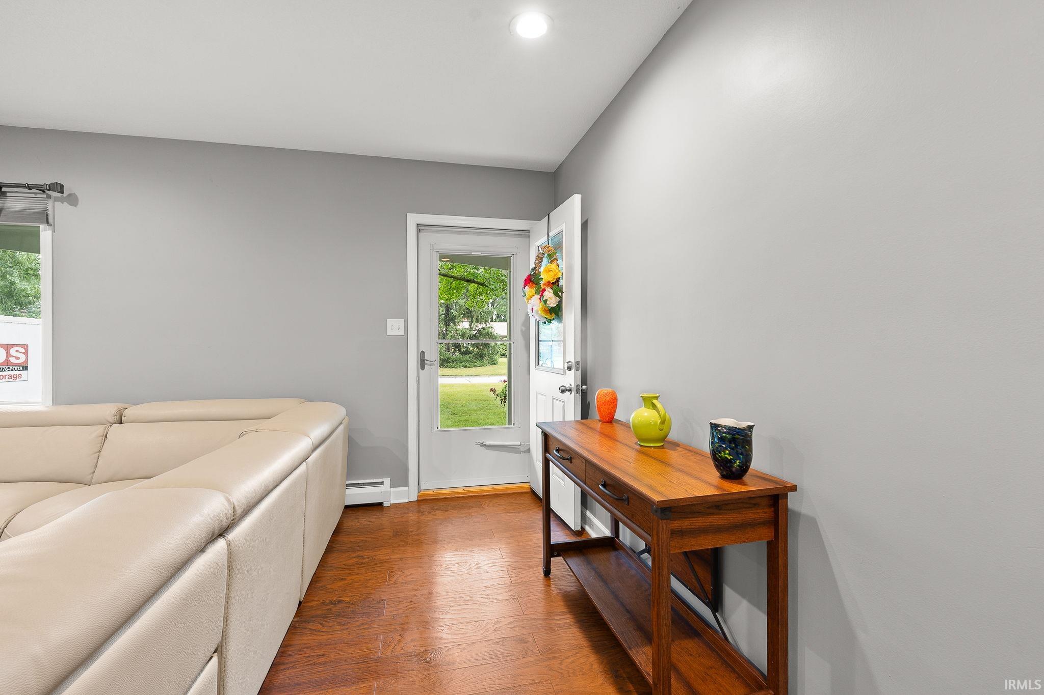 6027 Midwood Drive Property Photo 4
