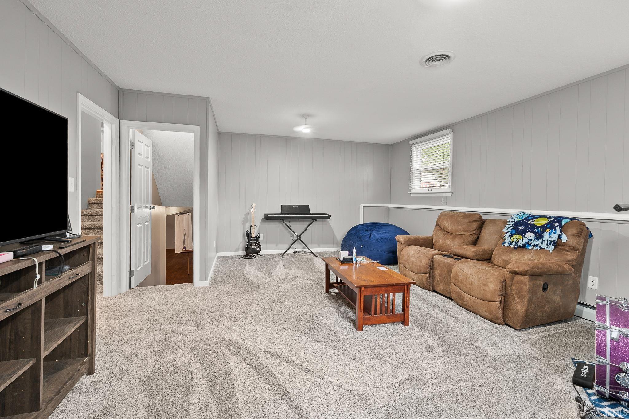 6027 Midwood Drive Property Photo 21