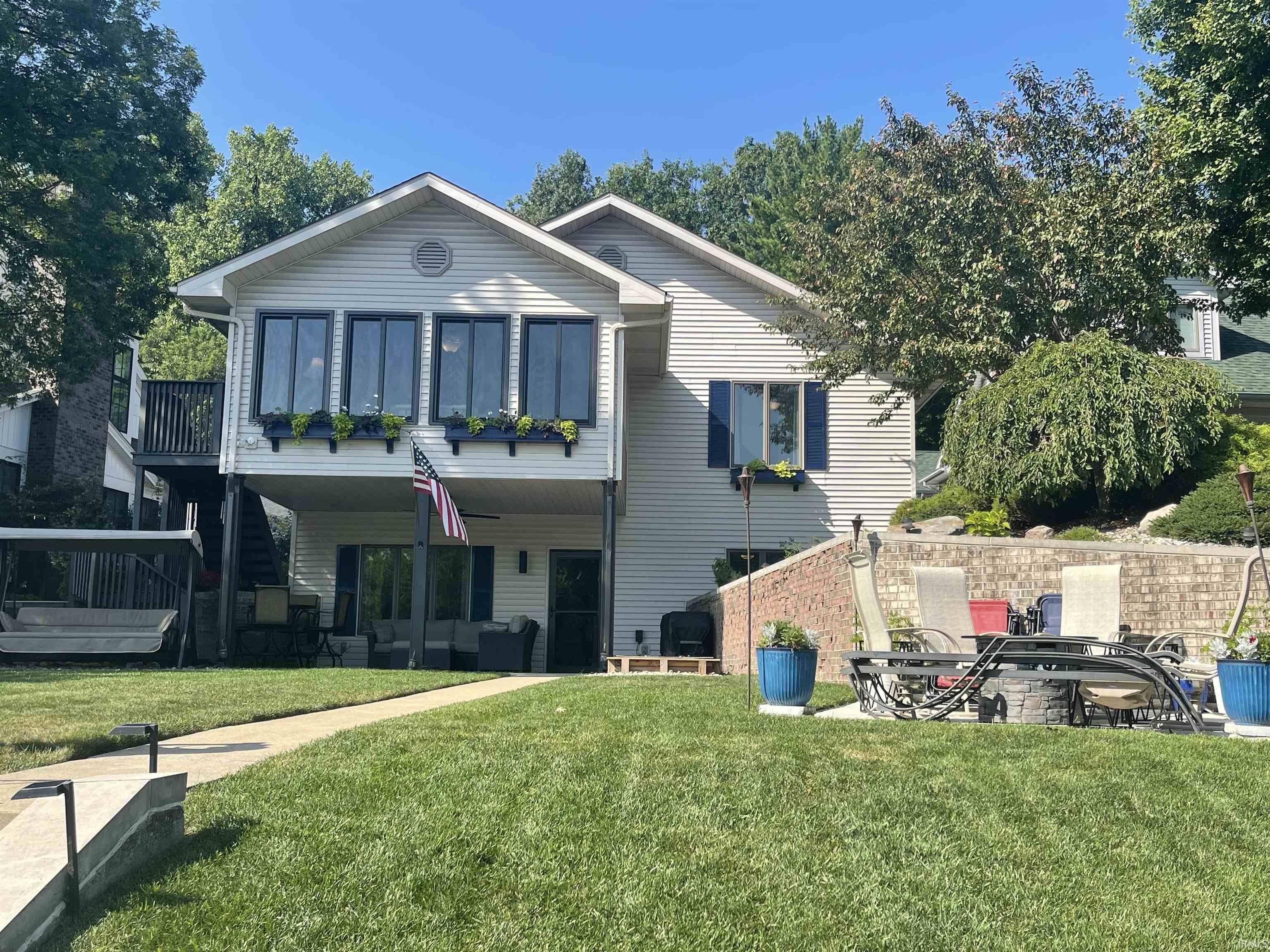 519 Lions Drive Property Photo 1