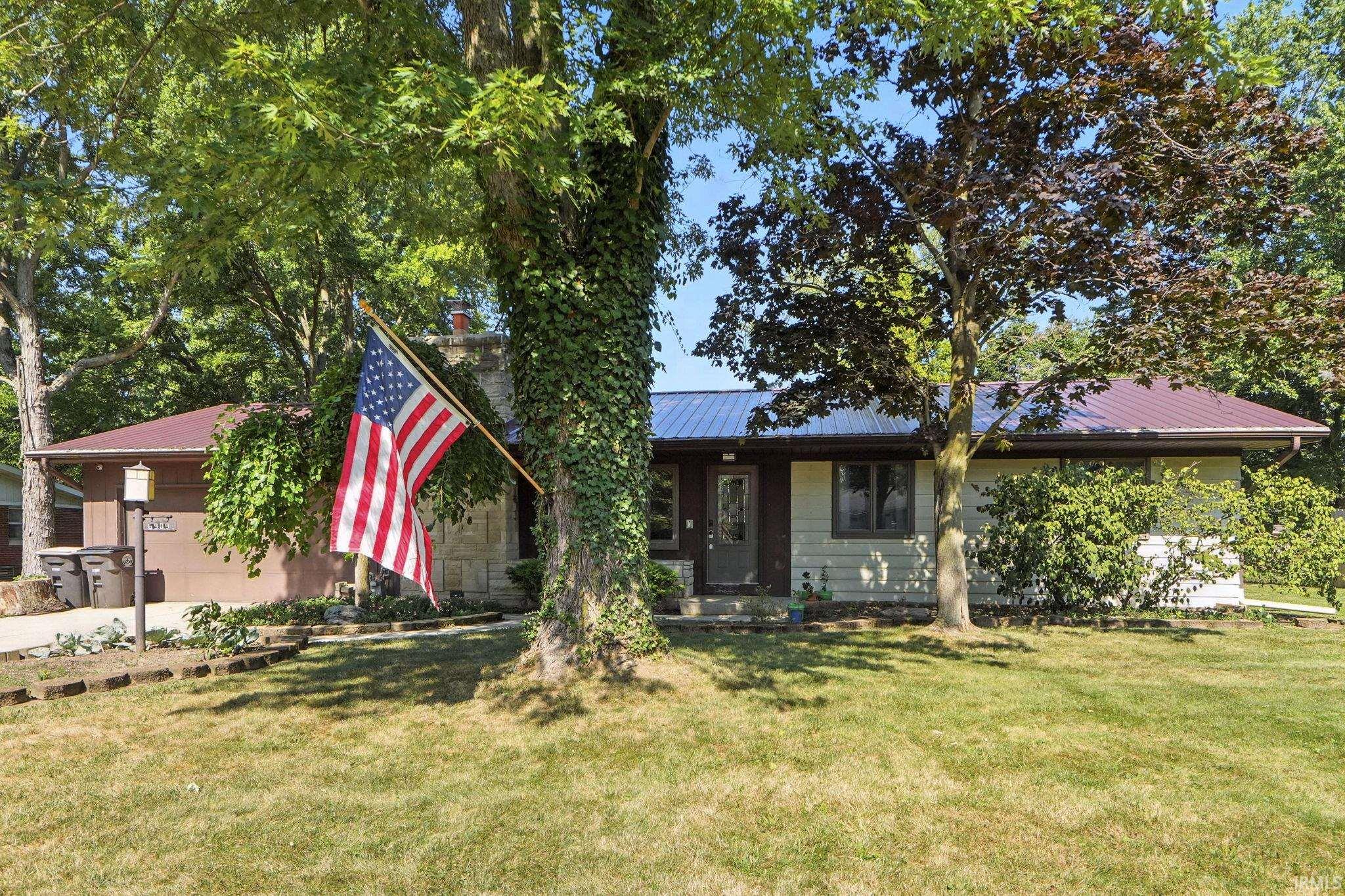 6909 Penrose Drive Property Photo 1