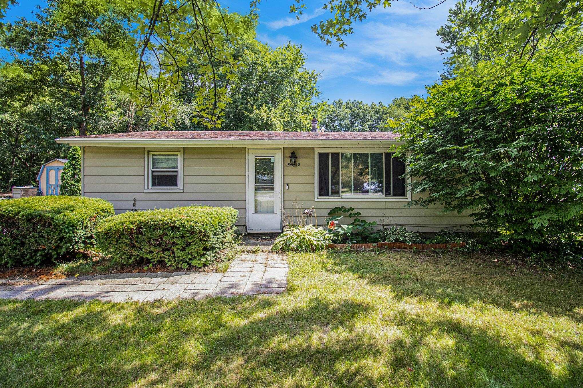 54212 Highland Boulevard Property Photo 1