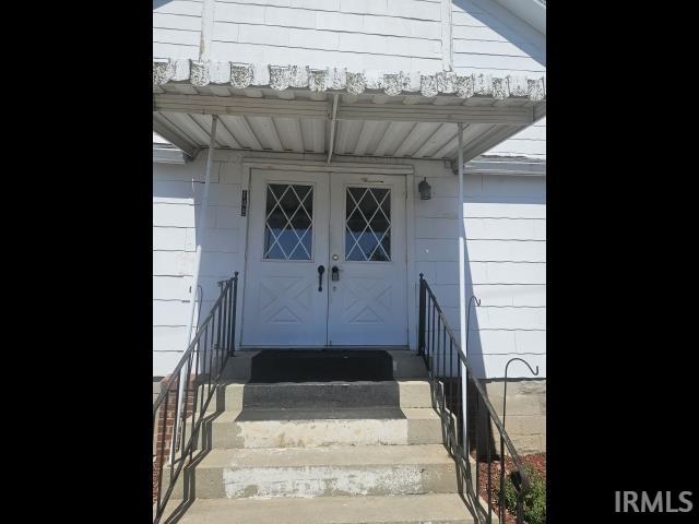 148 E Howard Street Property Photo 1