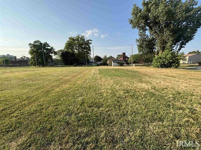 737 E Washington Boulevard Property Photo 1