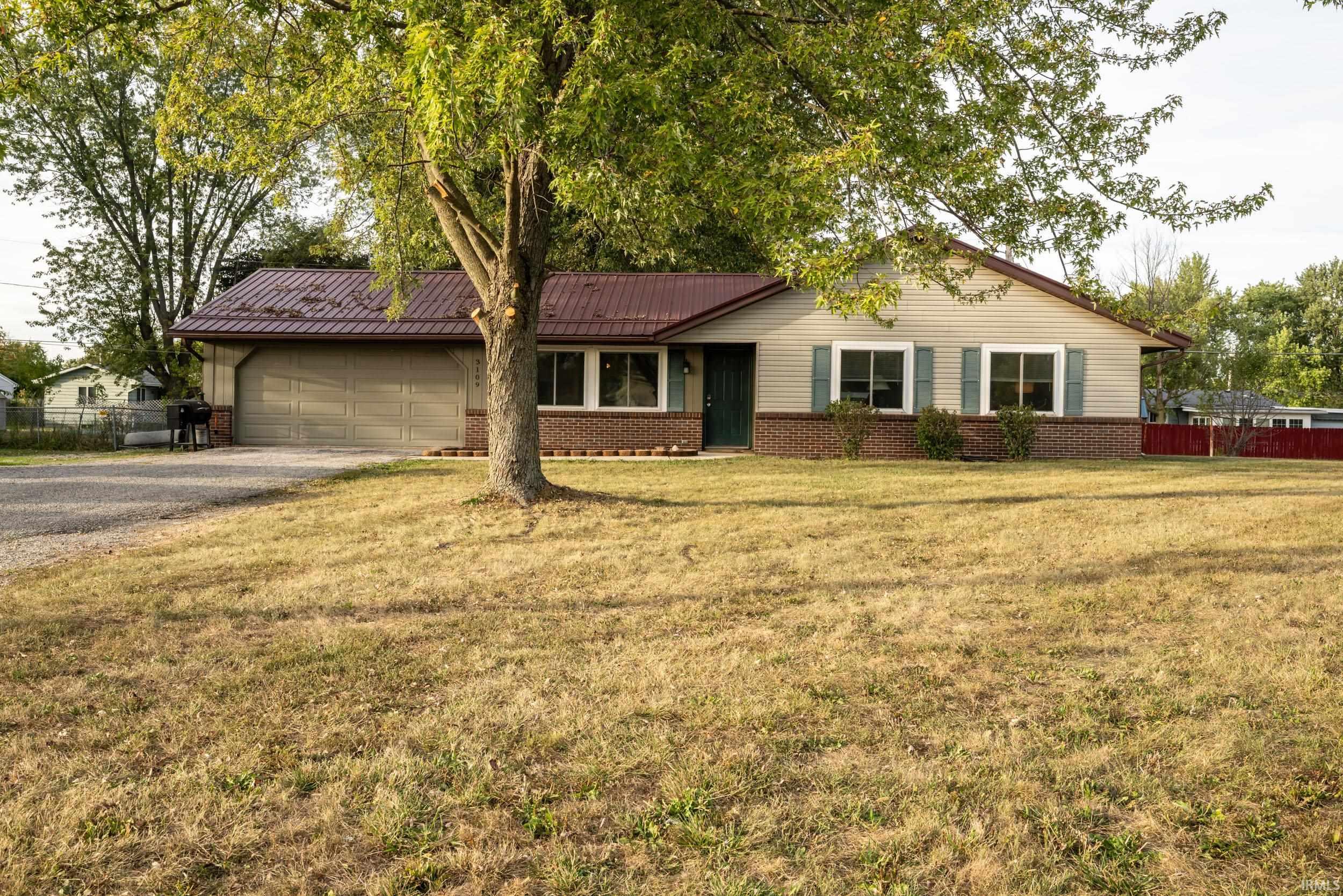 3109 E Tillman Road Property Photo 1