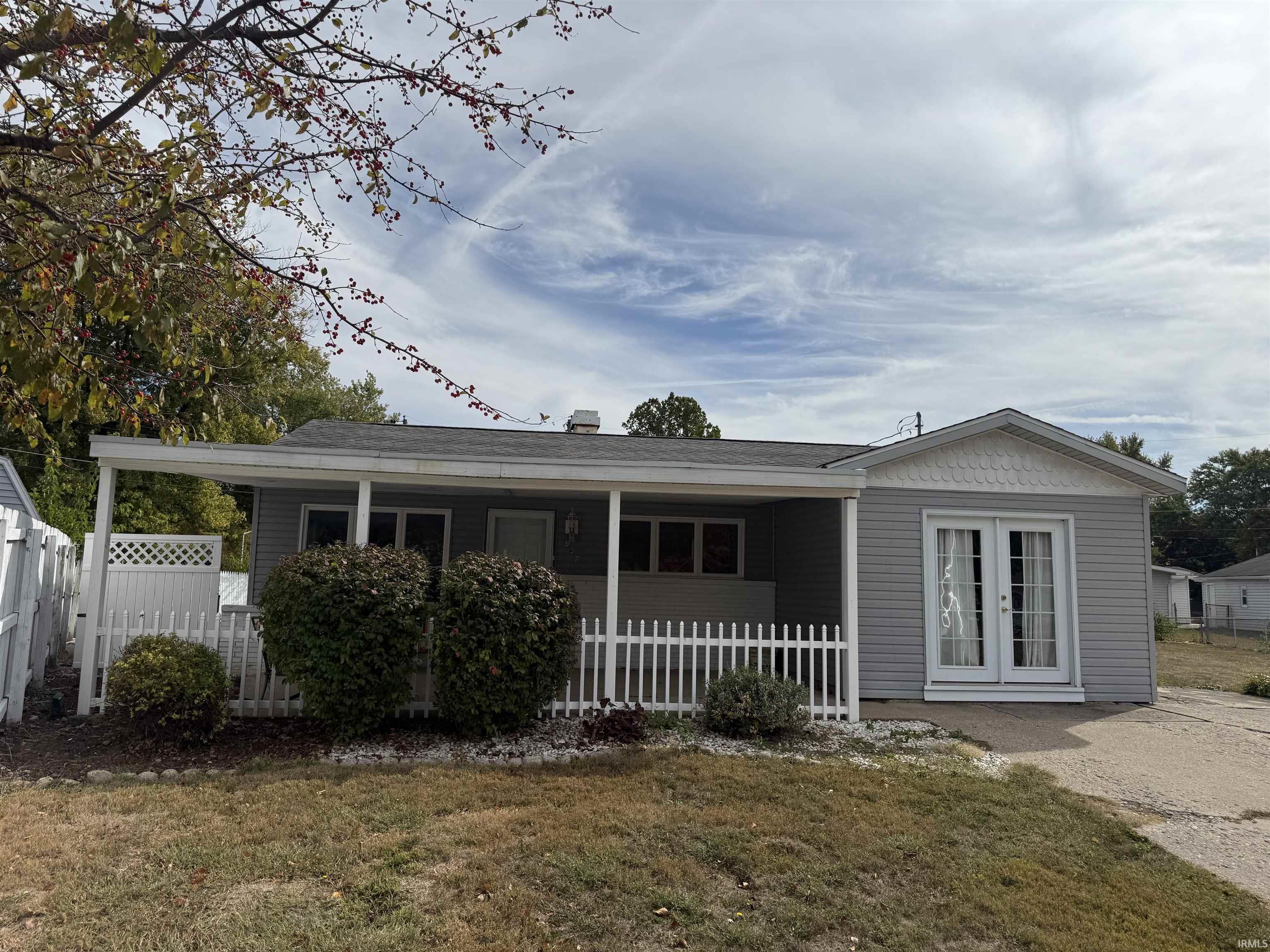907 Wingra Court Property Photo 1