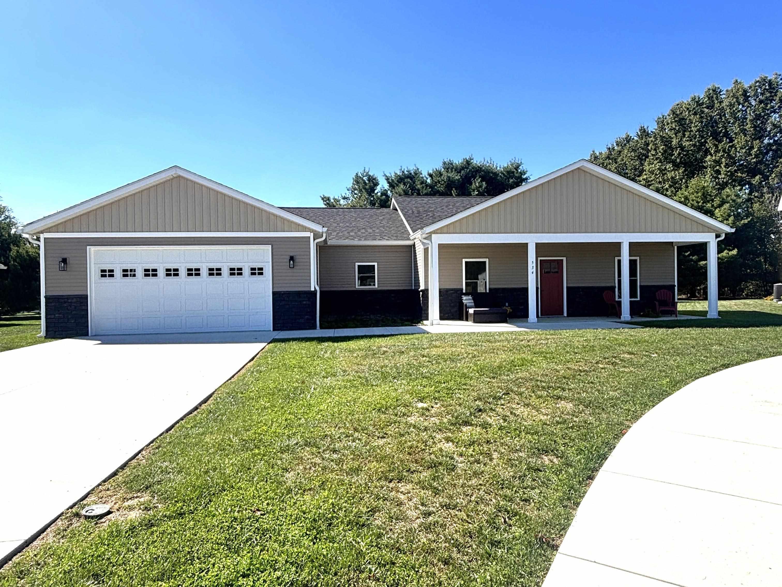 534 Dogwood E Court Property Photo 1